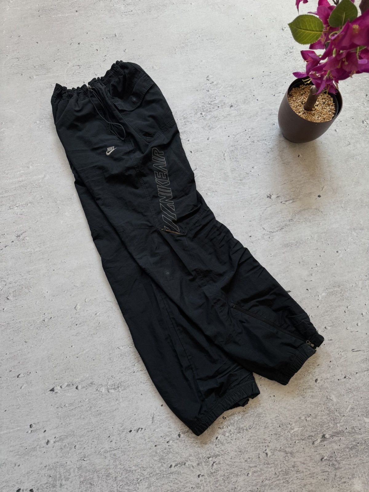 Nike × Vintage NIKE NYLON VINTAGE Y2K OVERSIZE BAGGY FIT PANTS SWEATPANTS Size US 34 / EU 50 - 2 Thumbnail