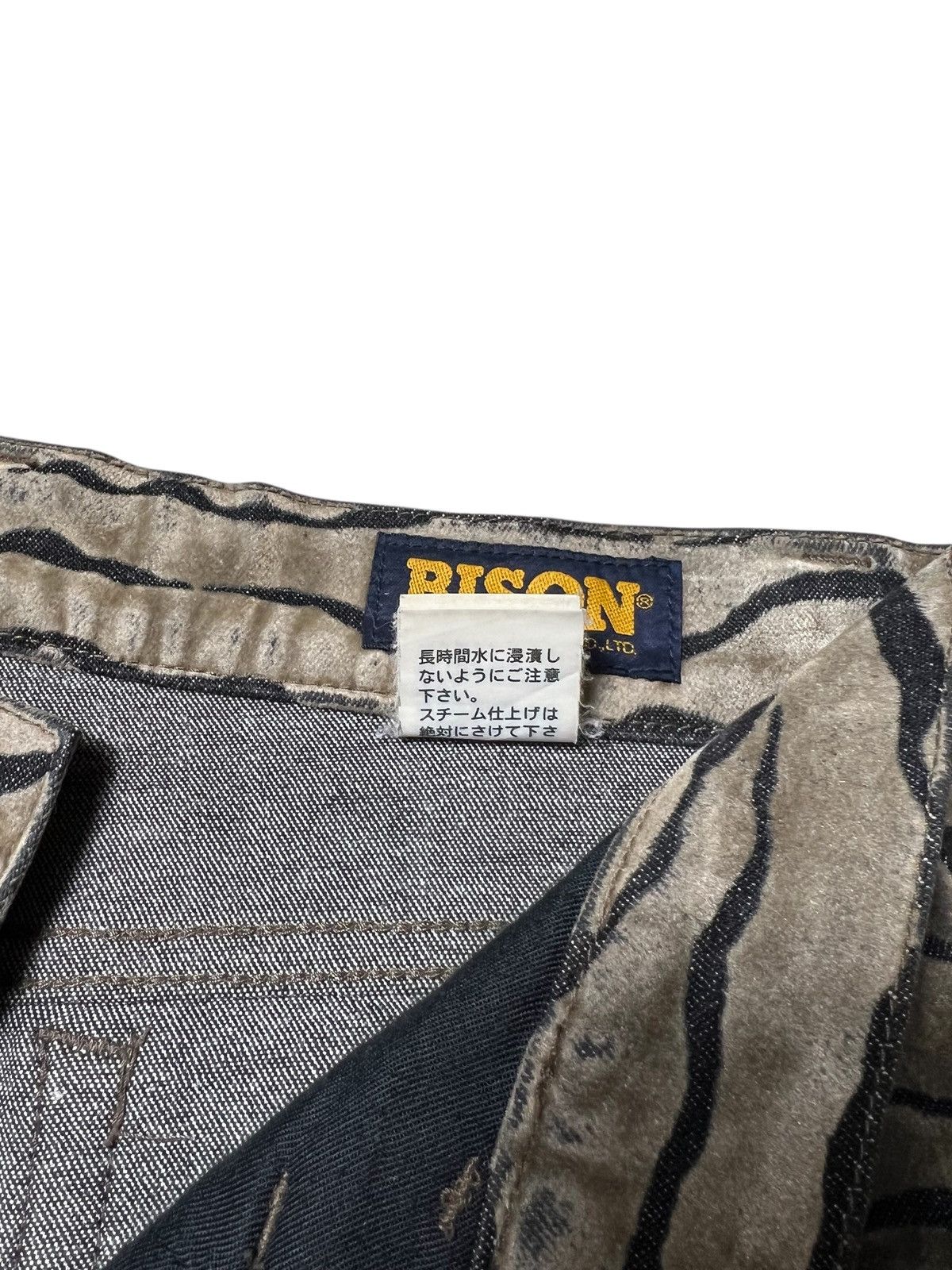 Japanese Brand Crazy Vintage Bison Zebra Claws Flared Pants Size US 28 / EU 44 - 7 Thumbnail