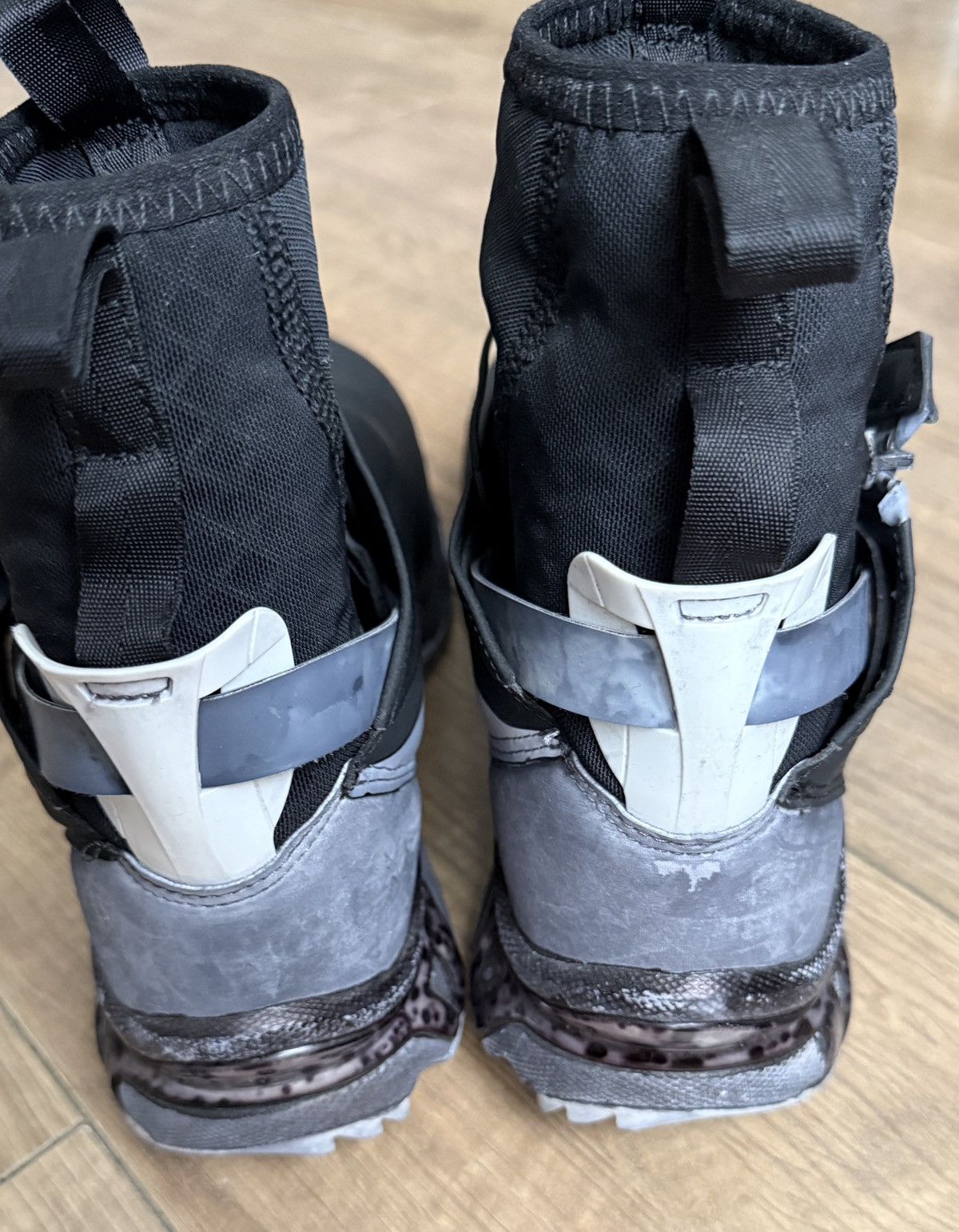 11 By Boris Bidjan Saberi 11 by BBS - F/W 18 - "Black Dye" Bamba 3 Size US 10 / EU 43 - 4 Thumbnail