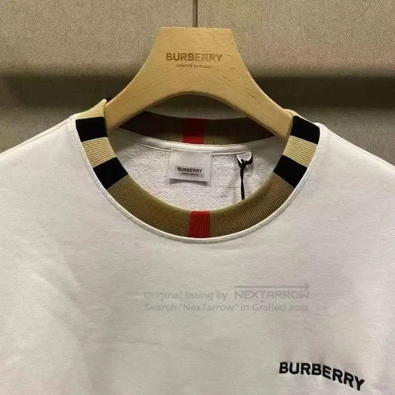Burberry Burberry Men's White Lettered Sweatshirt. Size US M / EU 48-50 / 2 - 3 Thumbnail