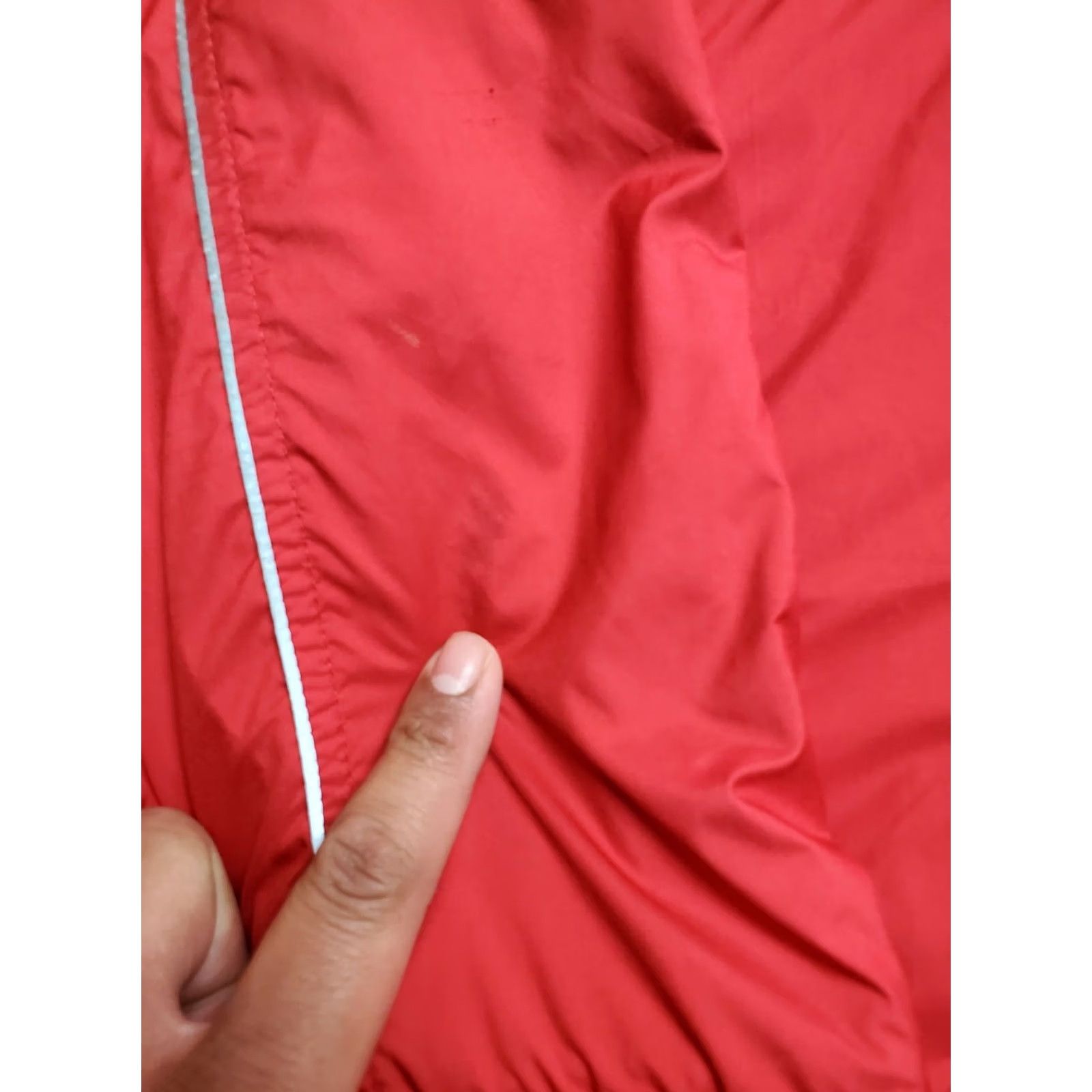 Nike VINTAGE Nike Trench Coat Womens Red Puffer Reflective Full Zip Snap Y2K Jacket Coat Long Sleeve XS/S Regular Mens, Womens Size S / US 4 / IT 40 - 4 Thumbnail