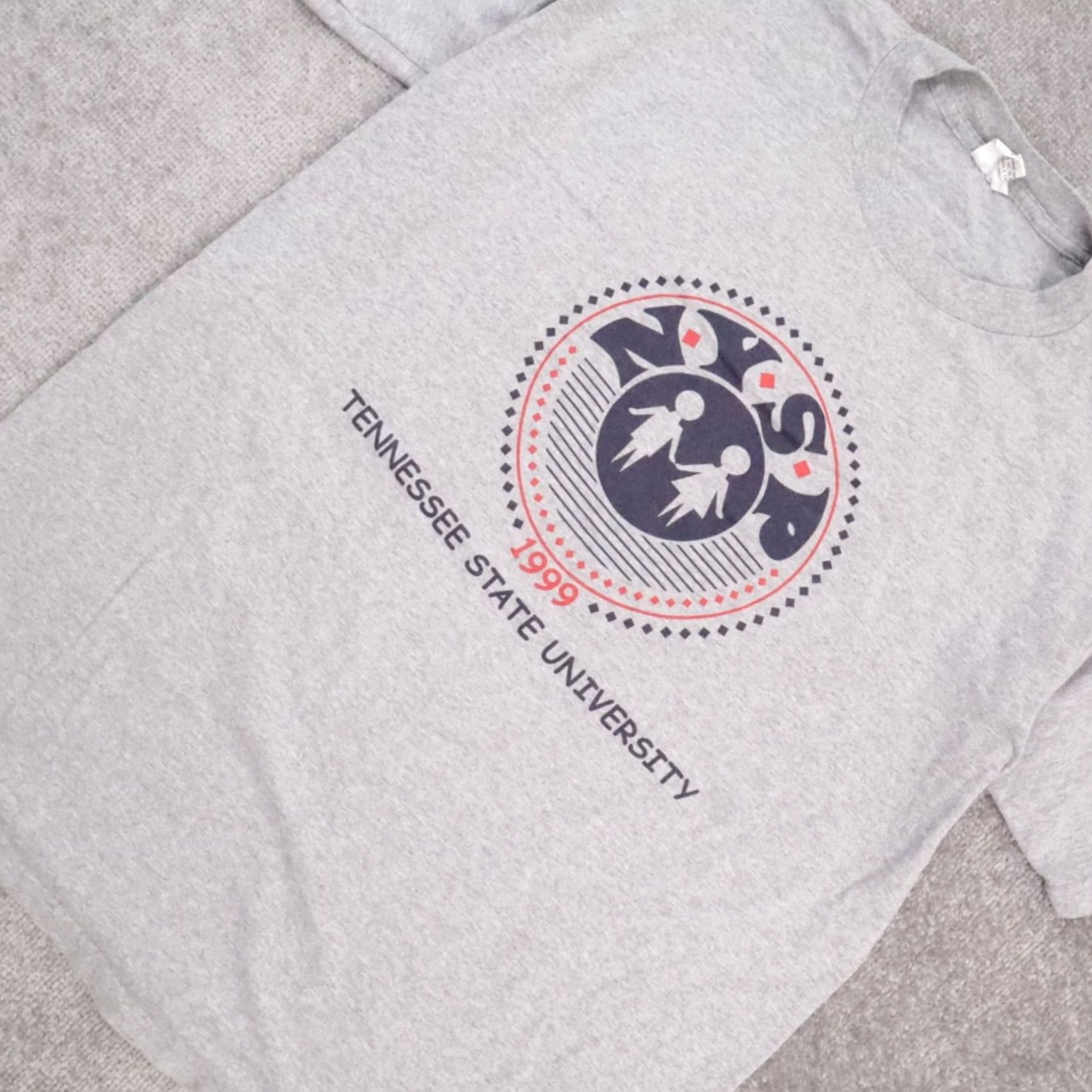 Vintage VINTAGE Tennessee State University XL Gray Short Sleeve Crew Neck T-Shirt Mens 90s College University Size US XL / EU 56 / 4 - 6 Thumbnail