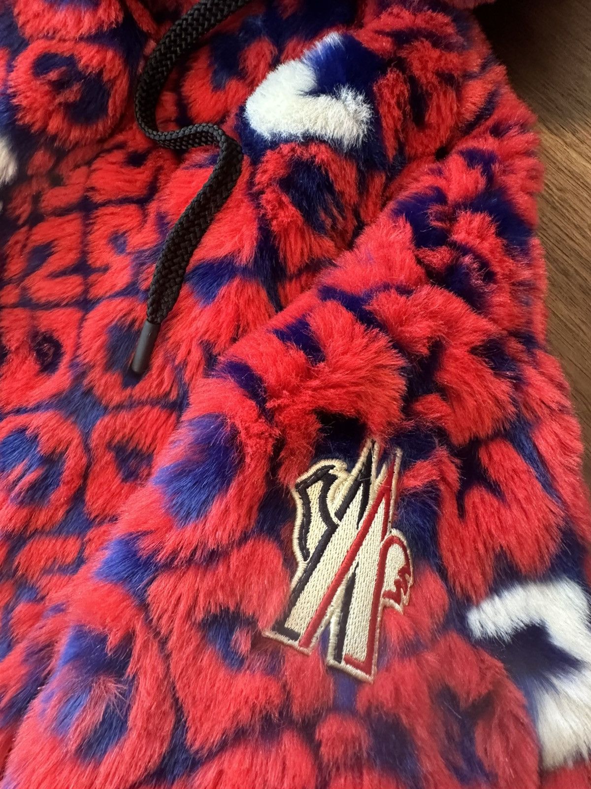 Moncler Grenoble Moncler Monogram Graphic Print Faux Fur Jacket w/ Tags, sz M Size M / US 6-8 / IT 42-44 - 4 Thumbnail