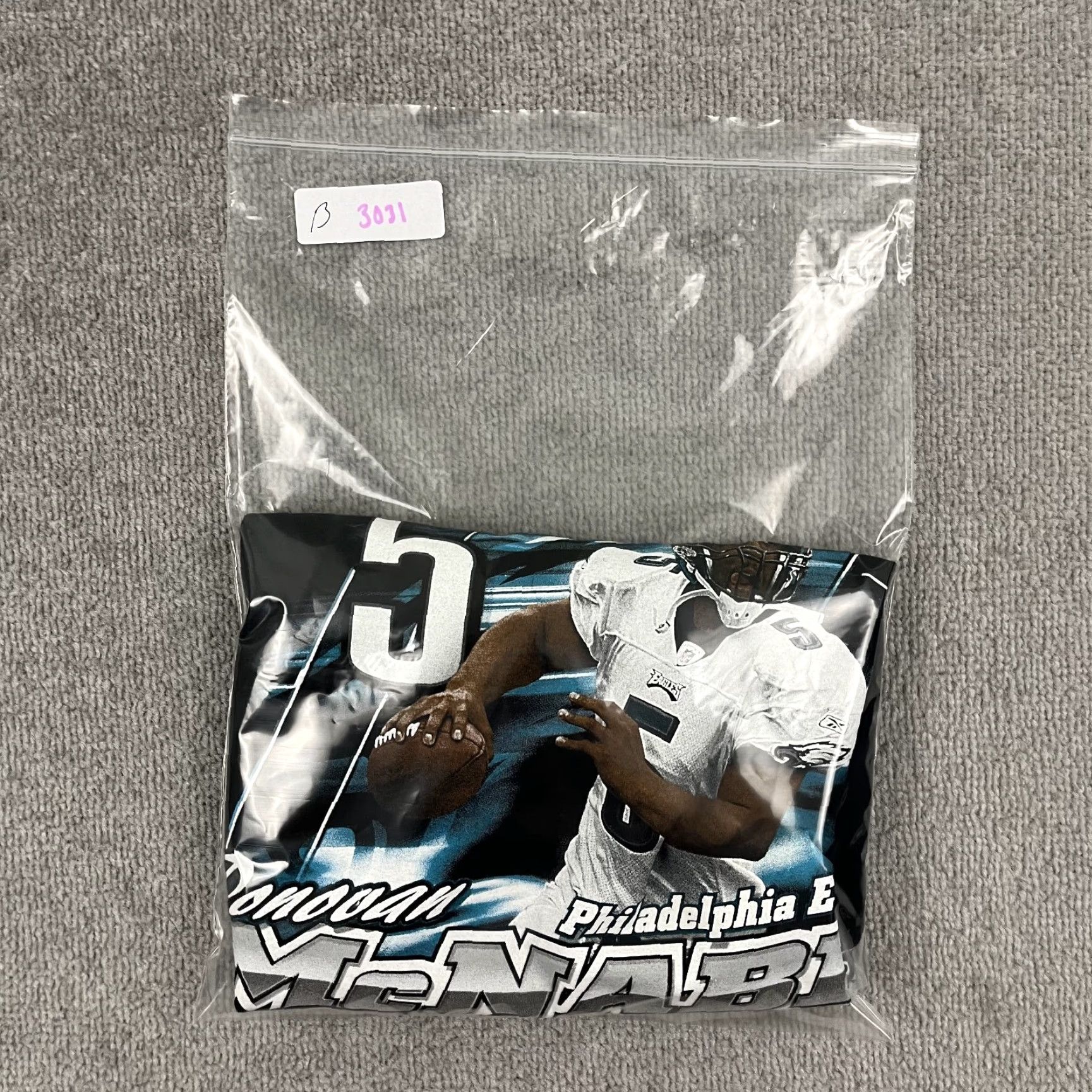 NFL VINTAGE Philadelphia Eagles Donovan McNabb T-Shirt Men XL Black NFL Football Y2K Size US XL / EU 56 / 4 - 8 Thumbnail