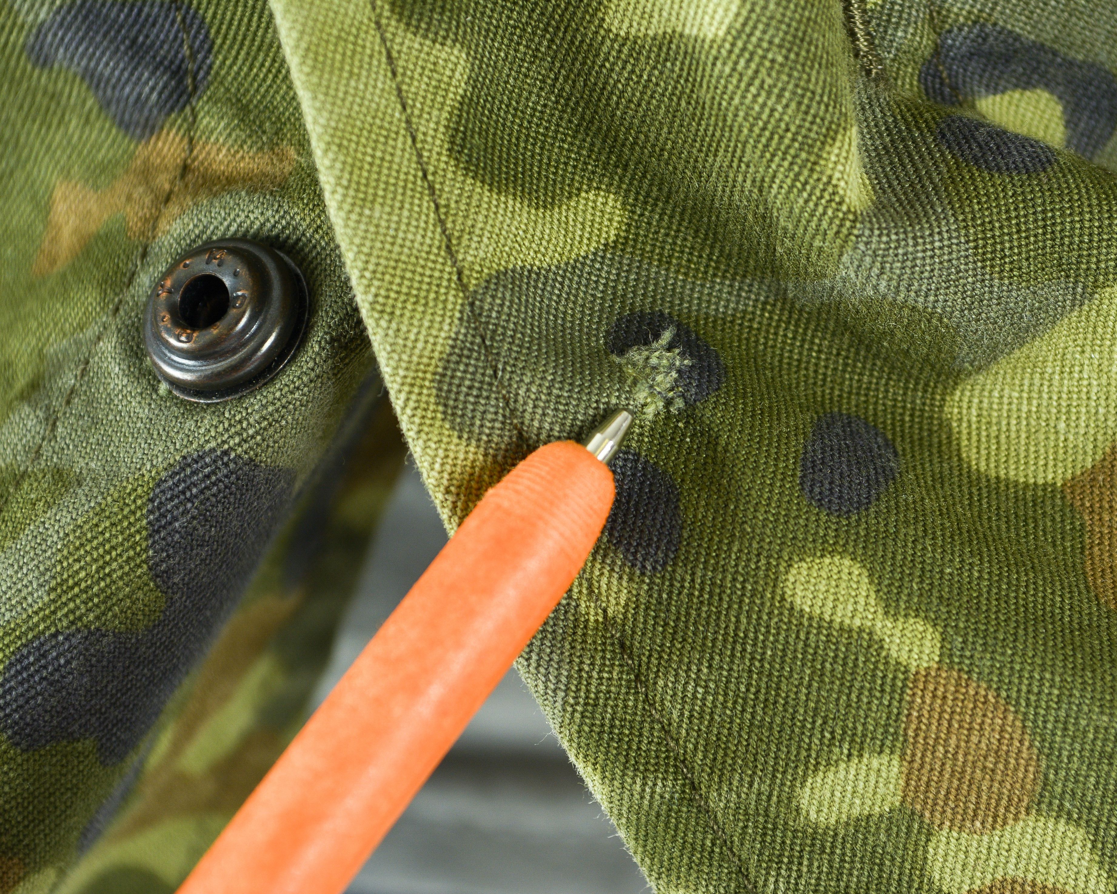 Vintage Germany L Flecktarn Army Field Jacket Coat War Camouflage Size US L / EU 52-54 / 3 - 8 Thumbnail