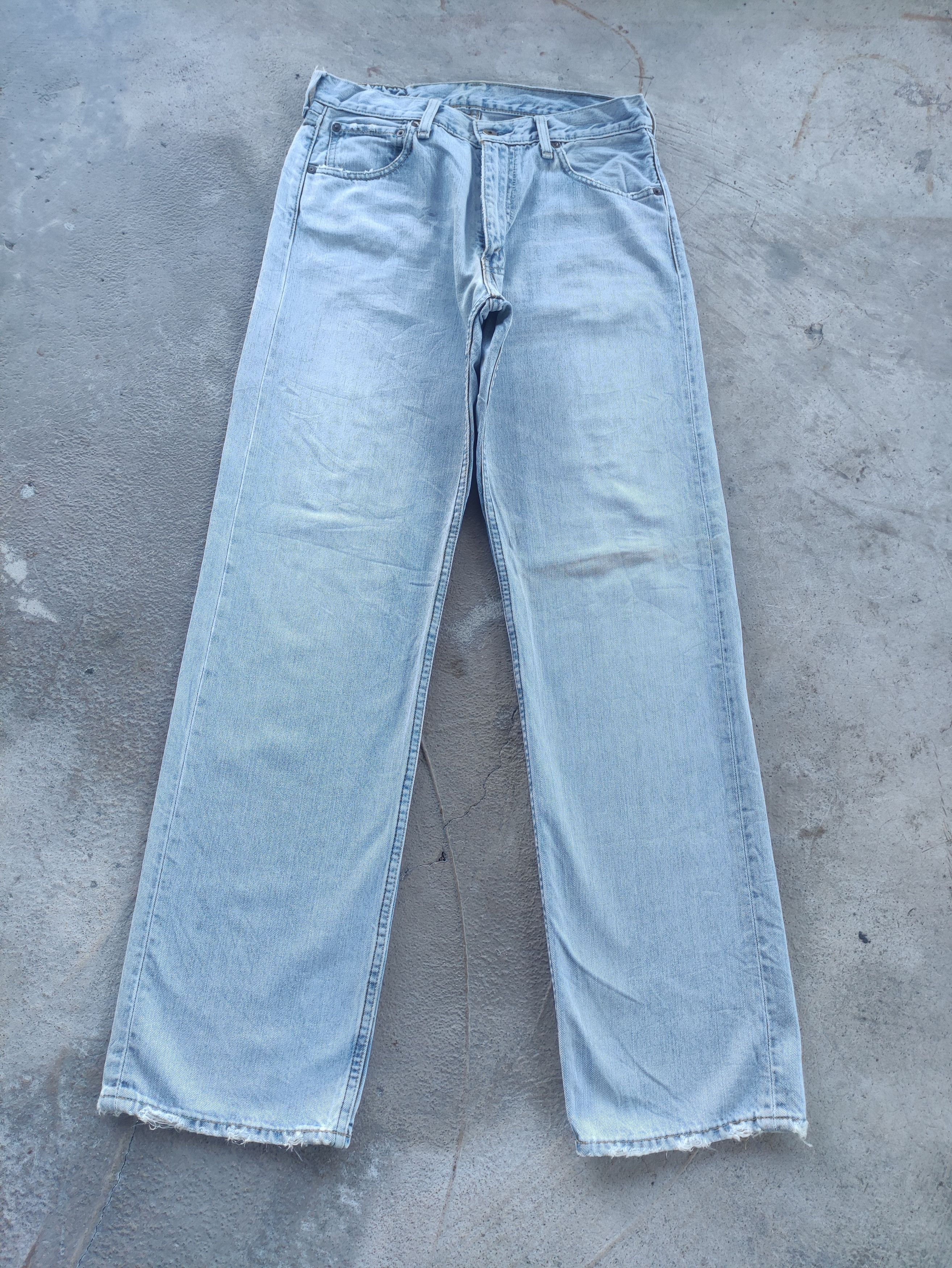 Japanese Brand Vintage Japanese Jean Distressed Faded Denim Size US 31 - 1 Thumbnail