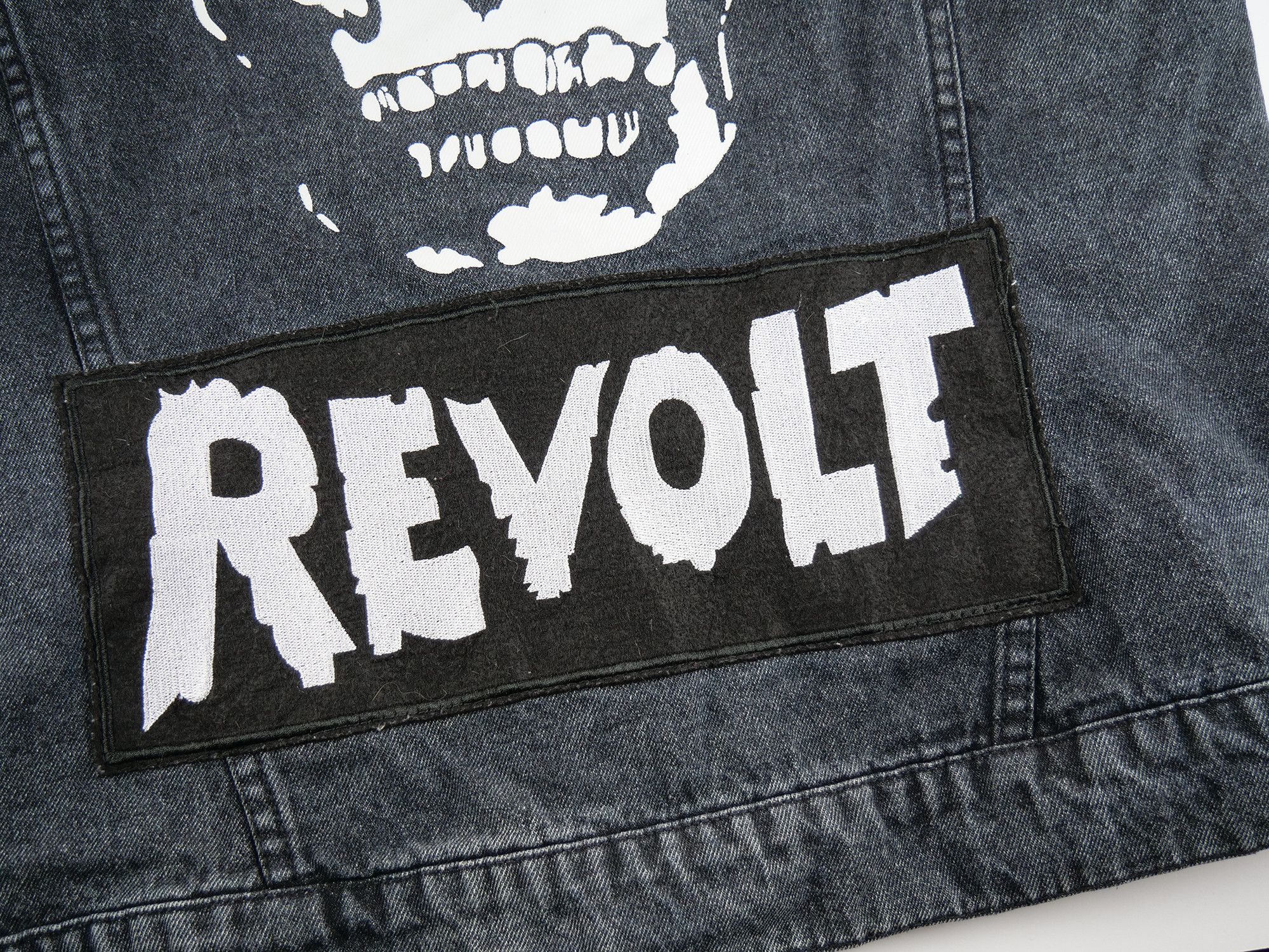 Band Tees Youth in Revolt vest Size US XL / EU 56 / 4 - 8 Thumbnail
