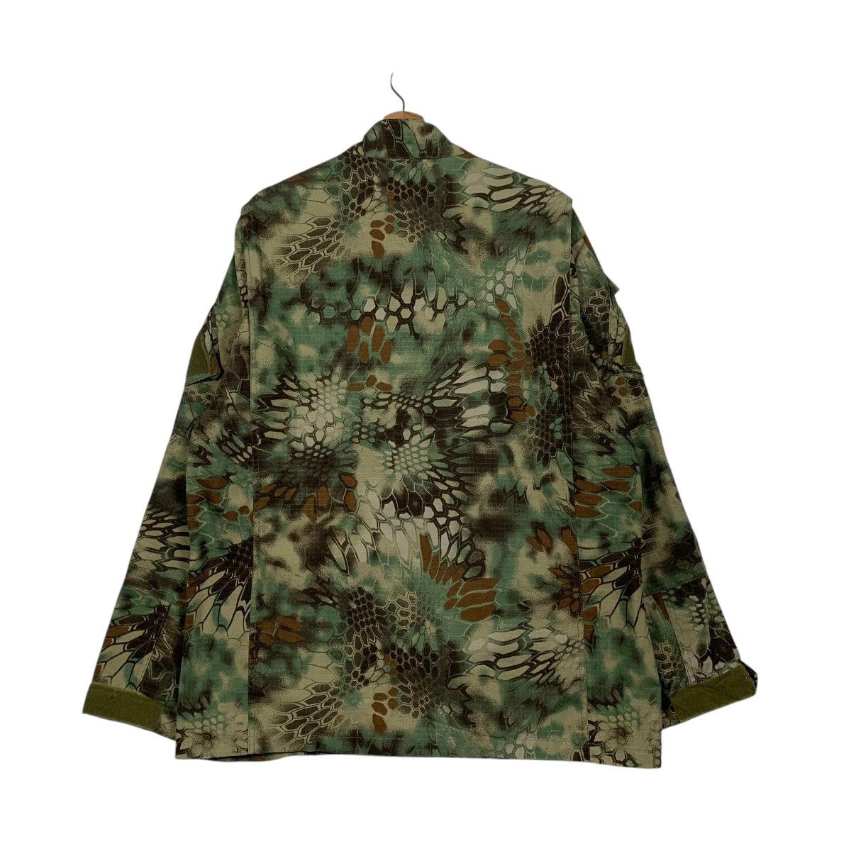 Other Military Battle Dress Uniform Camouflage Jacket Size US XL / EU 56 / 4 - 7 Thumbnail