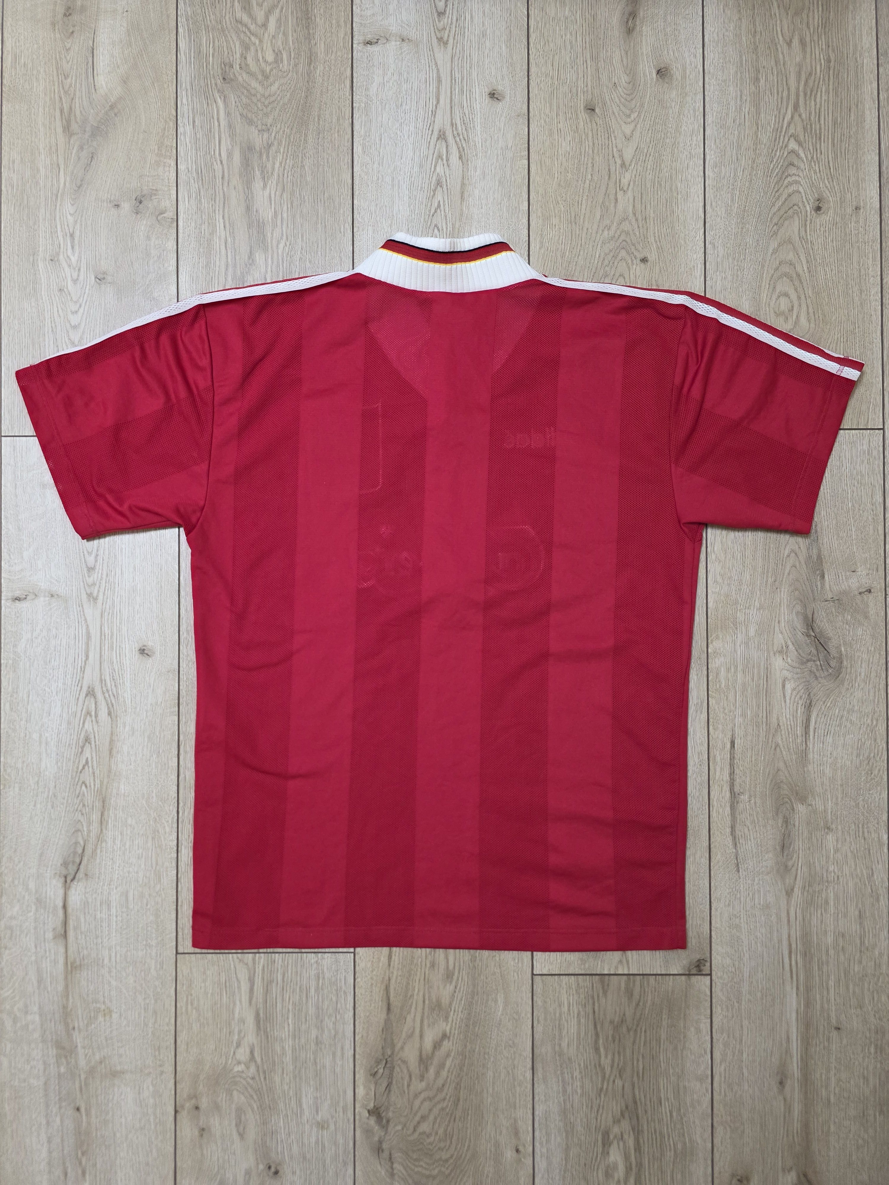 Adidas LIVERPOOL 1995 1996 HOME VINTAGE FOOTBALL SOCCER JERSEY Size US L / EU 52-54 / 3 - 2 Thumbnail