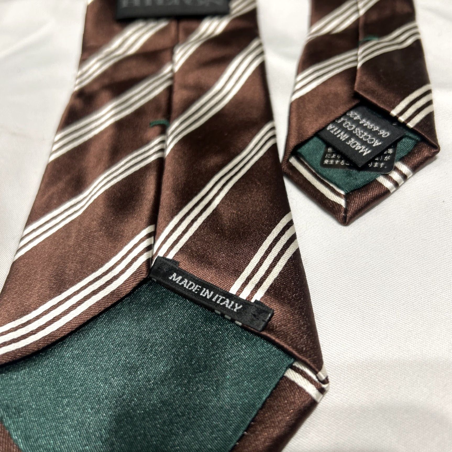 Vintage Hilton Repp Silk Tie Brown White Repp Stripe Made In Italy Mens TIE Brown Silk Italy Size ONE SIZE - 2 Thumbnail