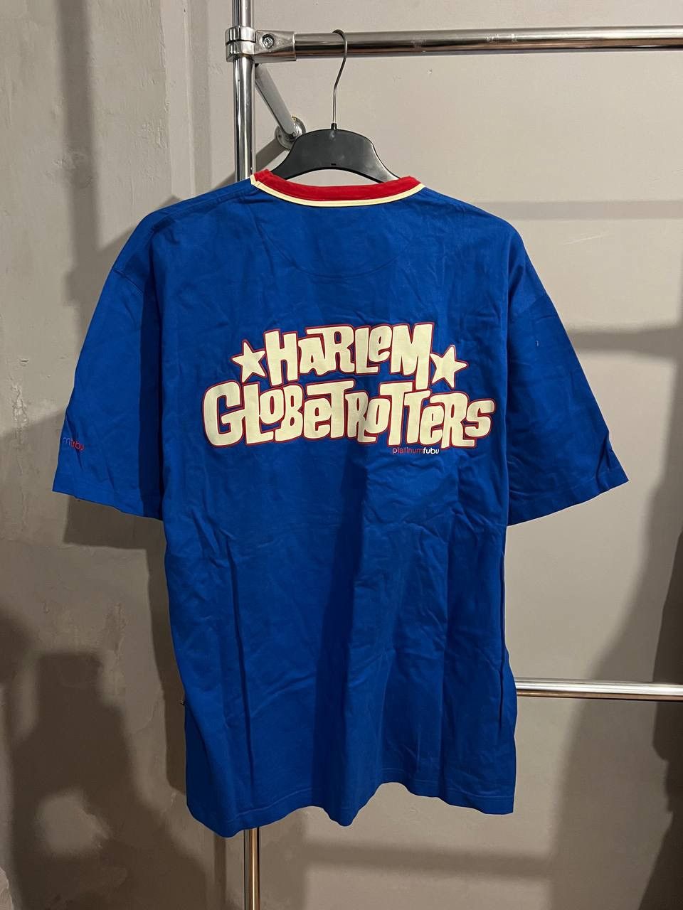 Fubu VINTAGE HARLEM GLOBETROTTERS BY FUBU BASKETBALL T SHIRT XL Size US XL / EU 56 / 4 - 11 Thumbnail