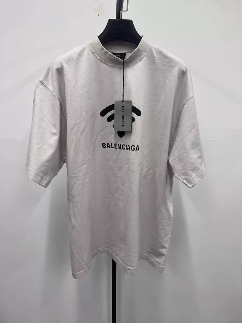 Balenciaga Balenciaga Love WIFI Signal Letter Logo Printed Short Slee Size US XS / EU 42 / 0 - 1 Thumbnail