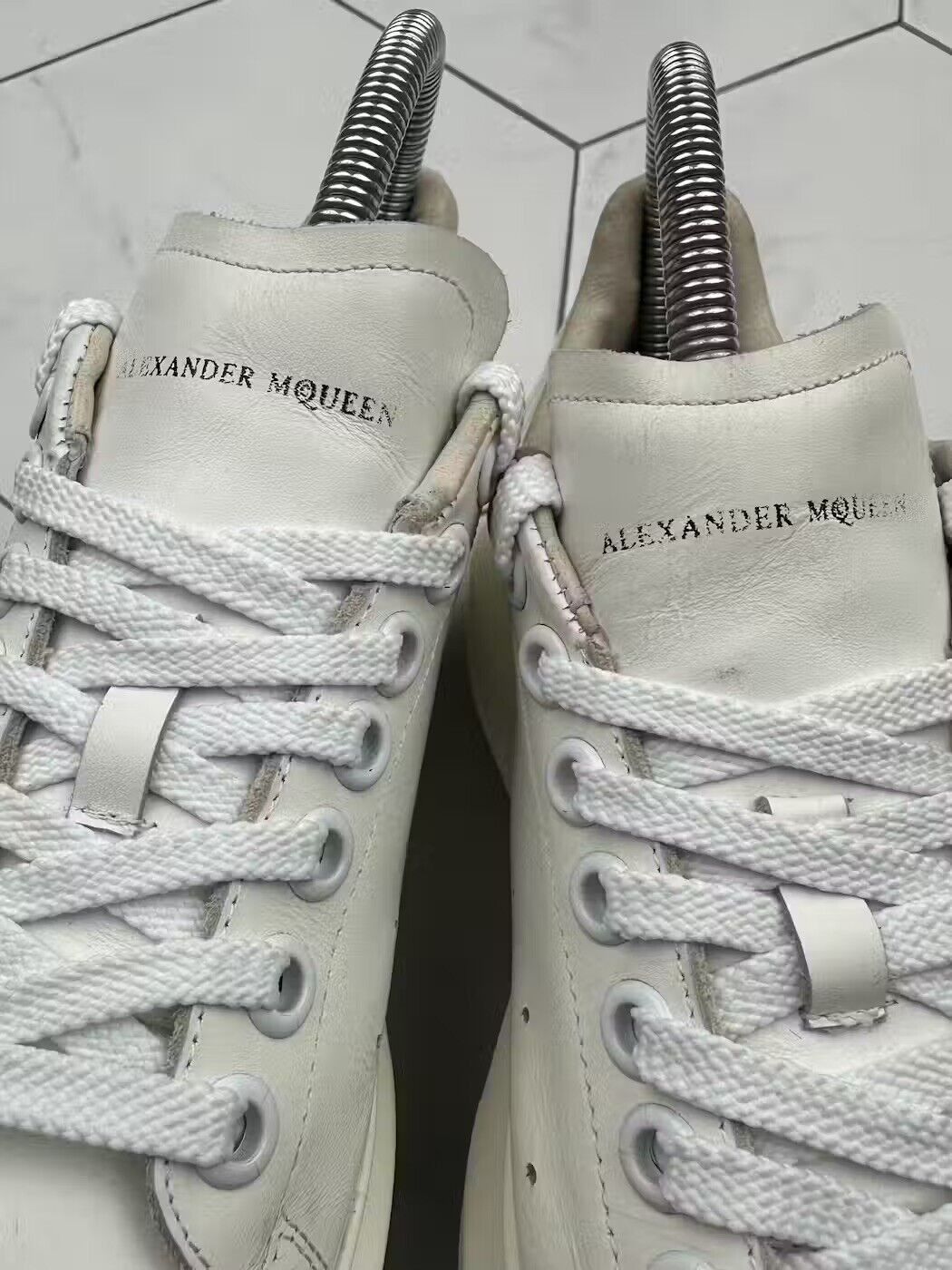 Alexander McQueen Alexander McQueen Oversized Leather Sneakers (B127) Size US 7 / IT 37 - 11 Thumbnail