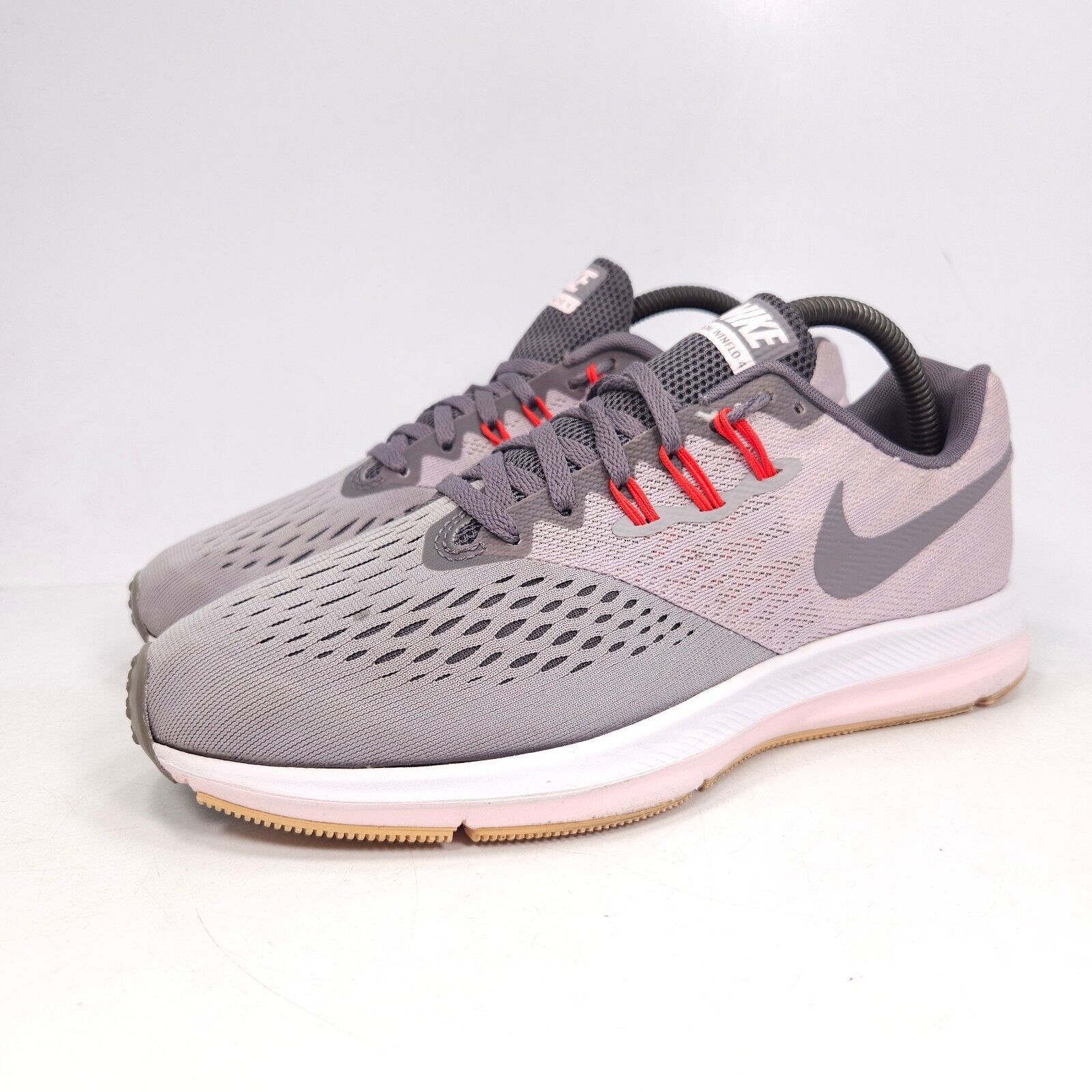 Nike Nike Zoom Winflo 4 Shoe Women Size 8.5 898485-010 Gray White Size US 8.5 / IT 38.5 - 1 Thumbnail