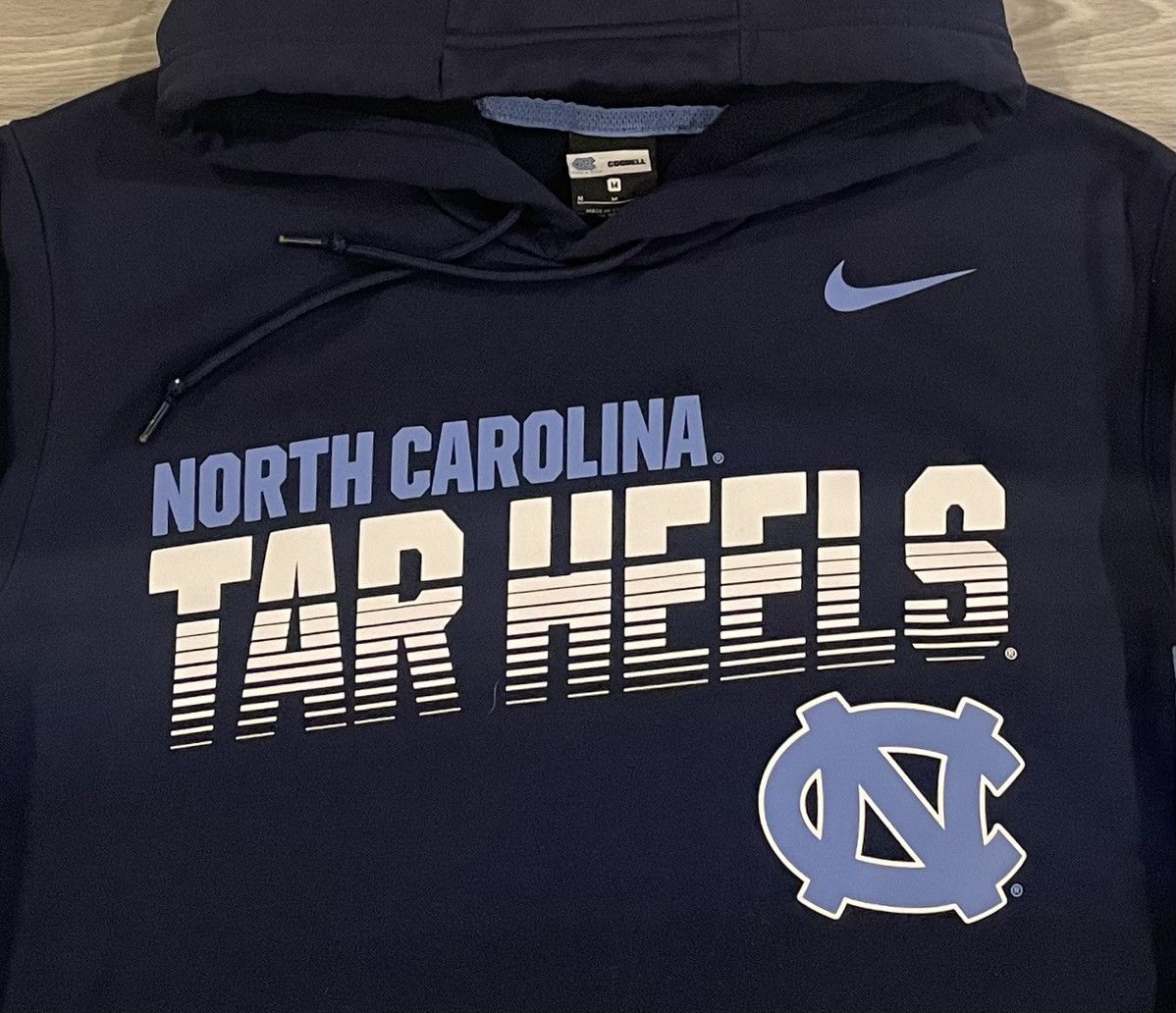 Nike Nike UNC North Carolina Tar Heels Hoodie Men’s Size Medium Size US M / EU 48-50 / 2 - 2 Thumbnail