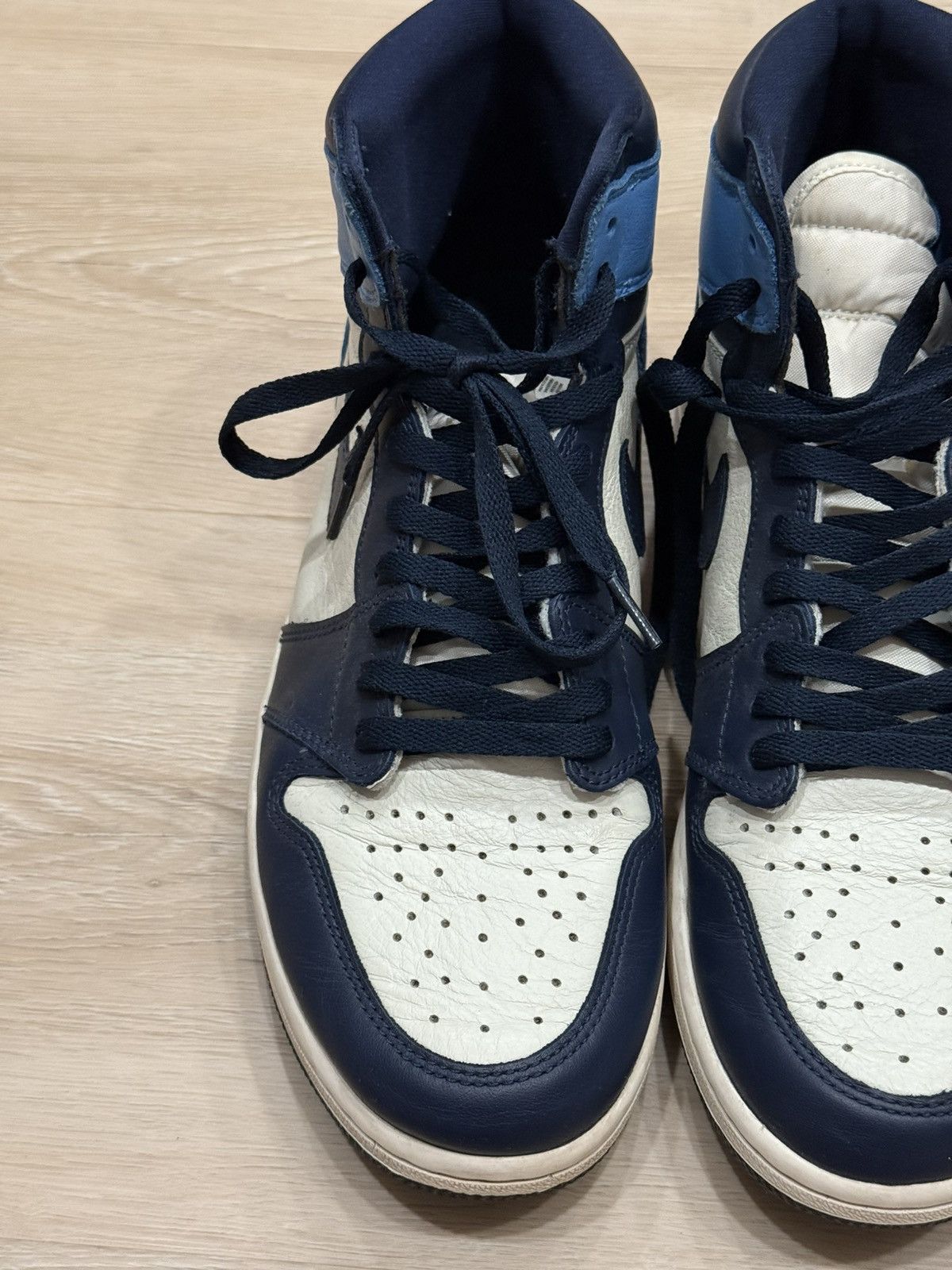 Jordan Brand Air Jordan 1 High Obsidian Size US 12 / EU 45 - 9 Thumbnail