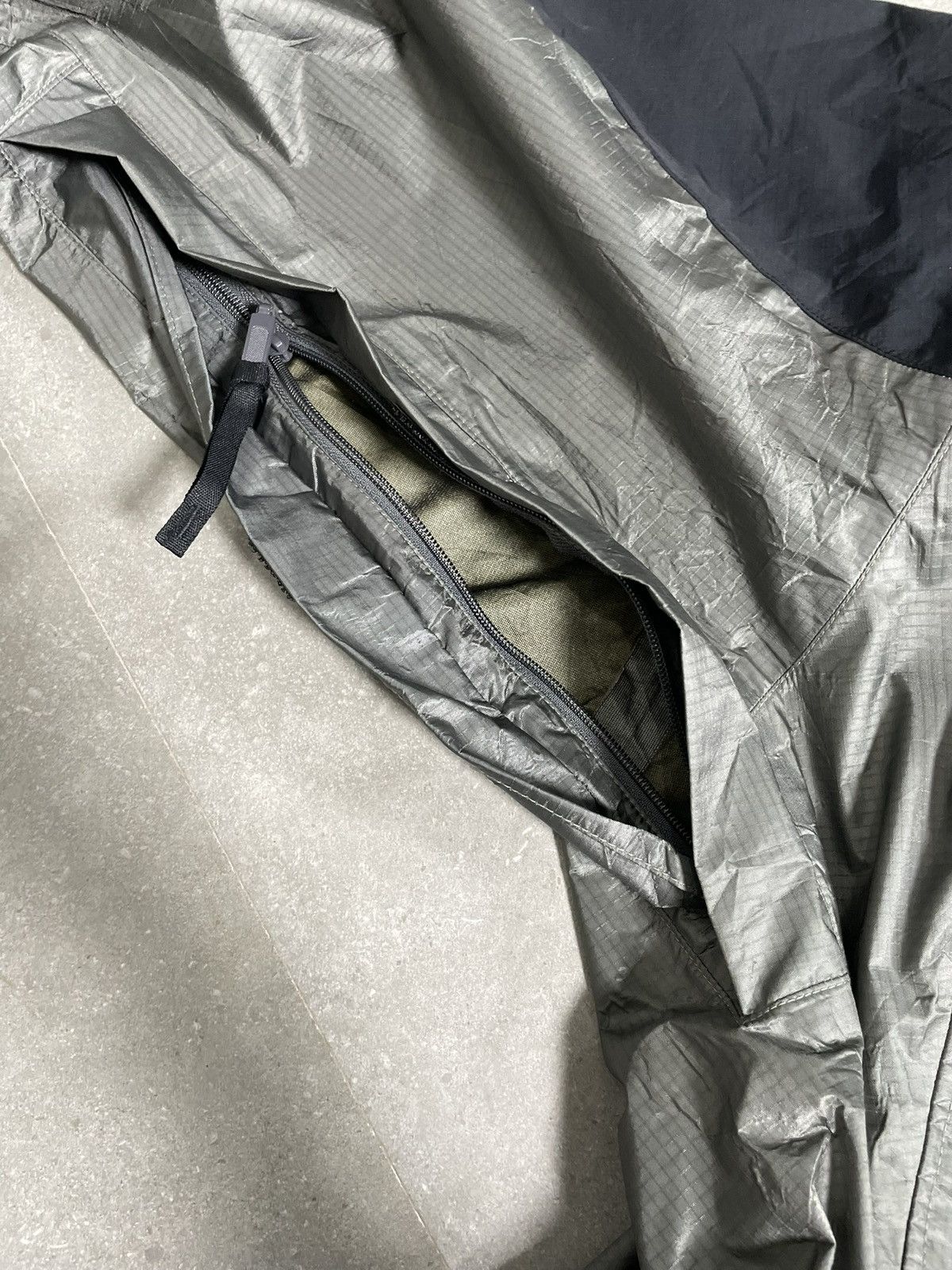 Montbell Vintage Montbell GoreTex Jacket Size US L / EU 52-54 / 3 - 9 Thumbnail