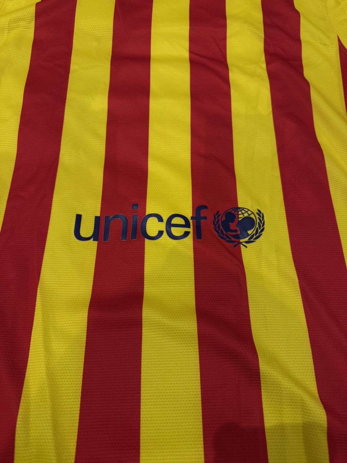 Nike BARCELONA BARCA CATALONIA FLAG KIT 2013-2014 ERA Size US L / EU 52-54 / 3 - 5 Thumbnail