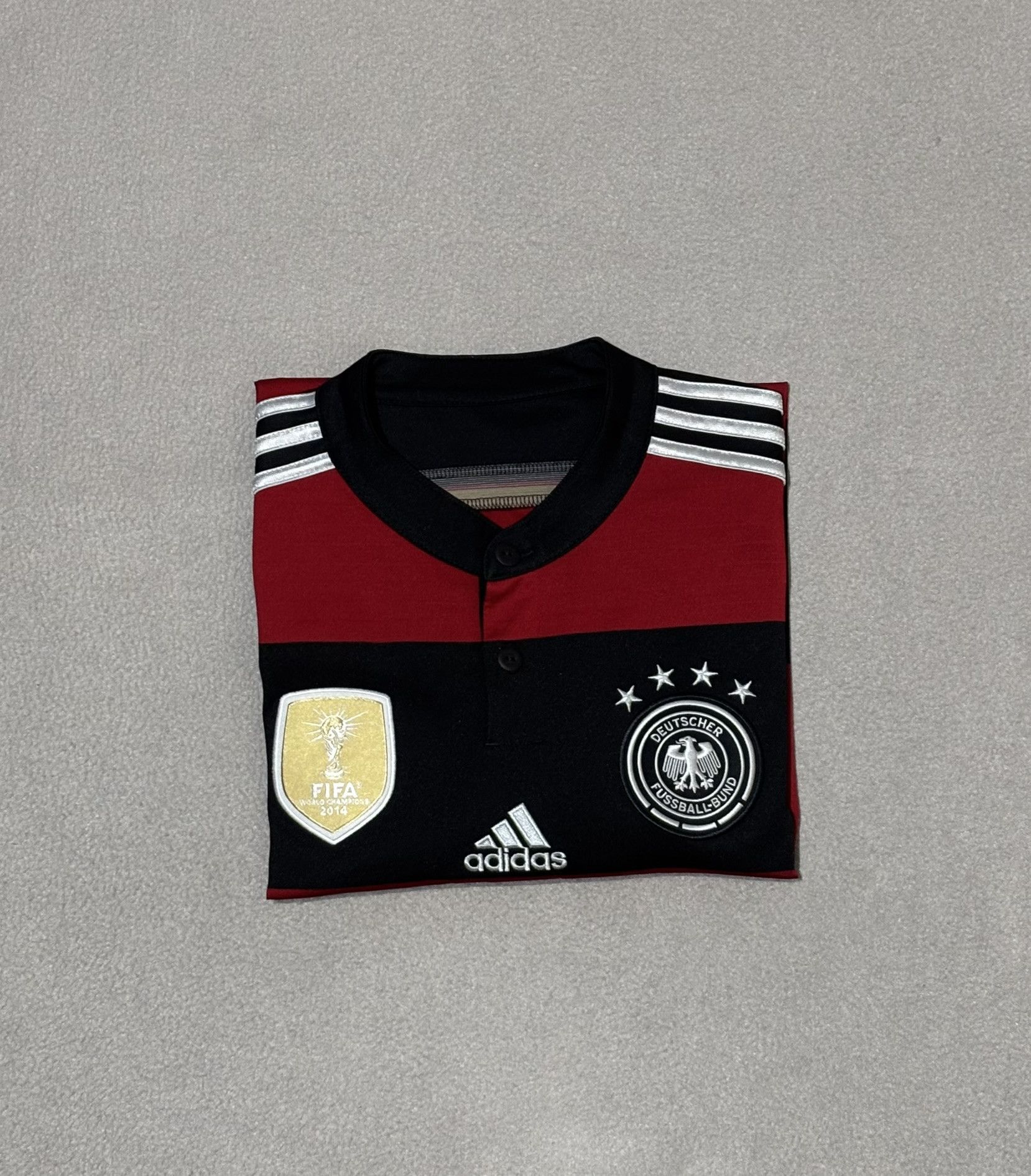 Adidas Germany 2015 Gotze #19 Adidas Football Jersey Size S Size US S / EU 44-46 / 1 - 19 Thumbnail