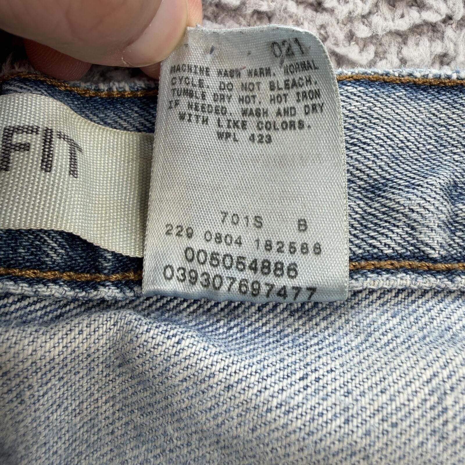 Levi's Vintage Levi’s 505 Light Wash Baggy Denim Jeans 36x31 Size US 36 / EU 52 - 7 Thumbnail
