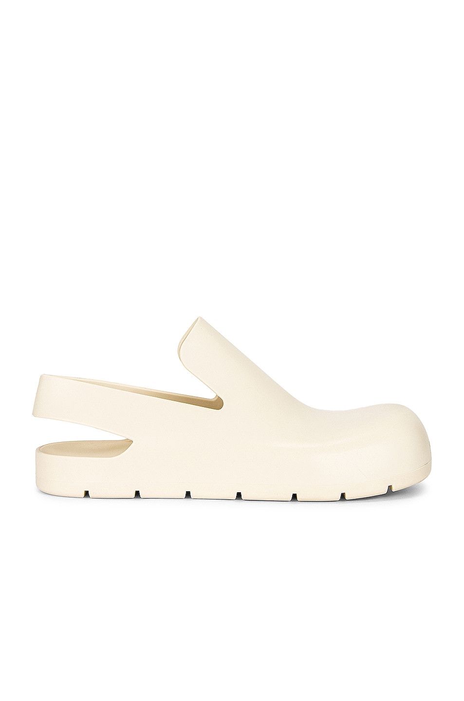 ★Bottega Veneta★Puddle Sandals★Sea Salt Bottega Veneta - Sea Salt Rubber Pool Slide | Mitchell Stores
