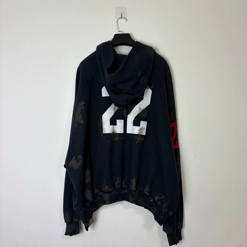 Balenciaga Balenciaga Mud-dyed horse hoodie Size US L / EU 52-54 / 3 - 2 Thumbnail