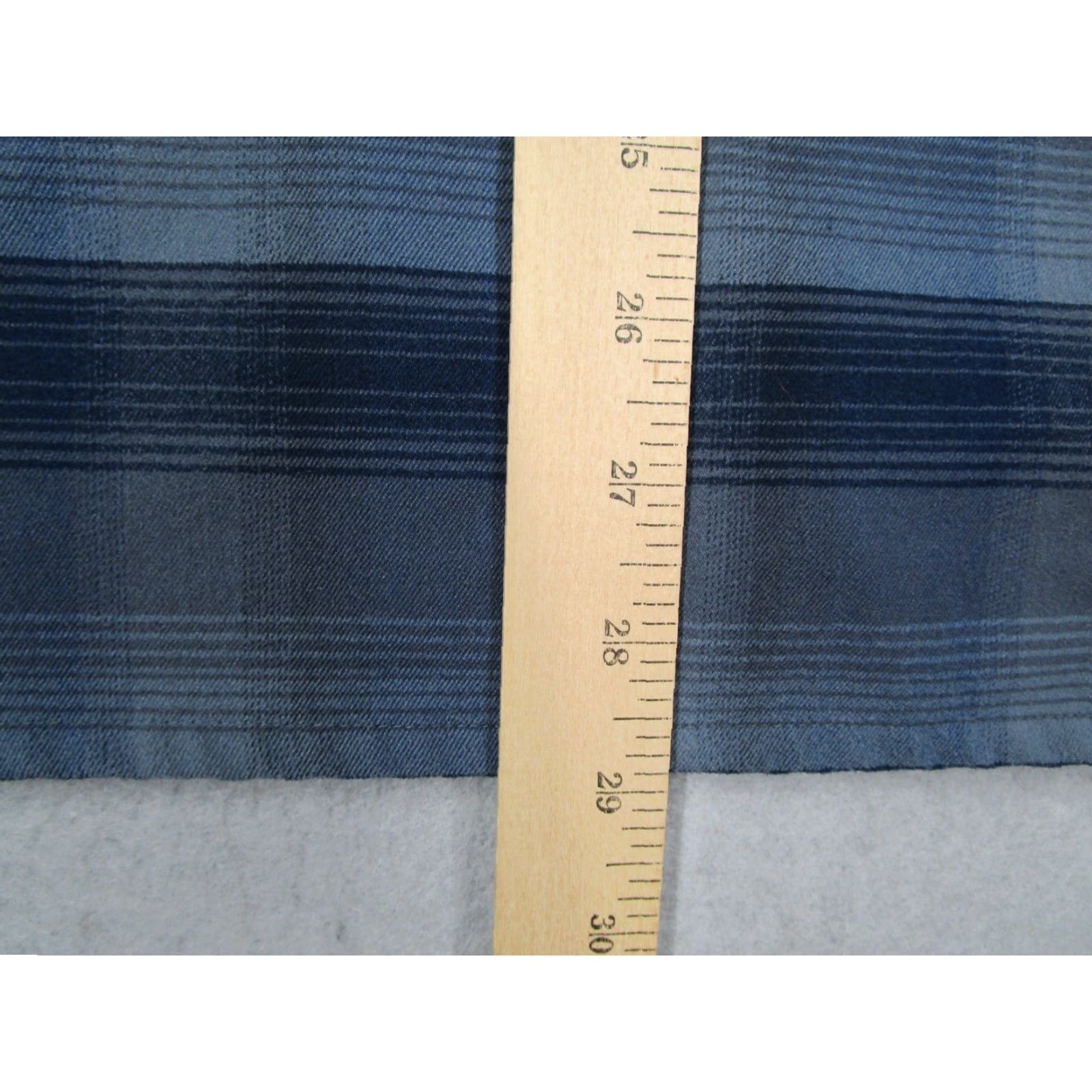 Lululemon Lululemon Shirt Men M Blue Peak Flannel Button Up Long Sleeve Workwear Hike Check 100% Polyester Size US M / EU 48-50 / 2 - 7 Thumbnail
