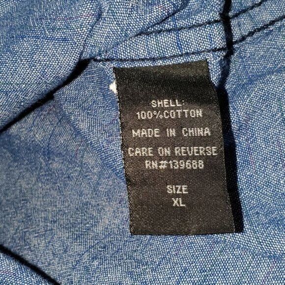 Ocean Current Ocean Current Full Button Down Sz. XL Blouse w Possible Roll Size US XL / EU 56 / 4 - 9 Thumbnail