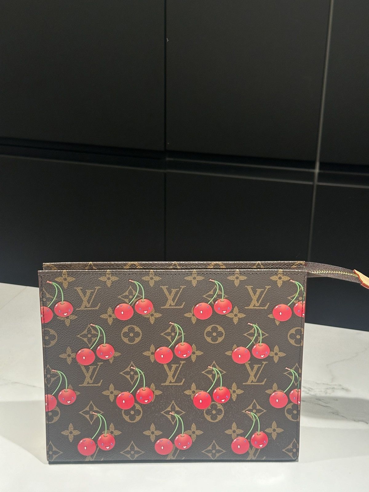 Louis Vuitton × Takashi Murakami LOUIS VUITTON X TAKASHI MURAKAMI TOILETRY POUCH Size ONE SIZE - 5 Thumbnail