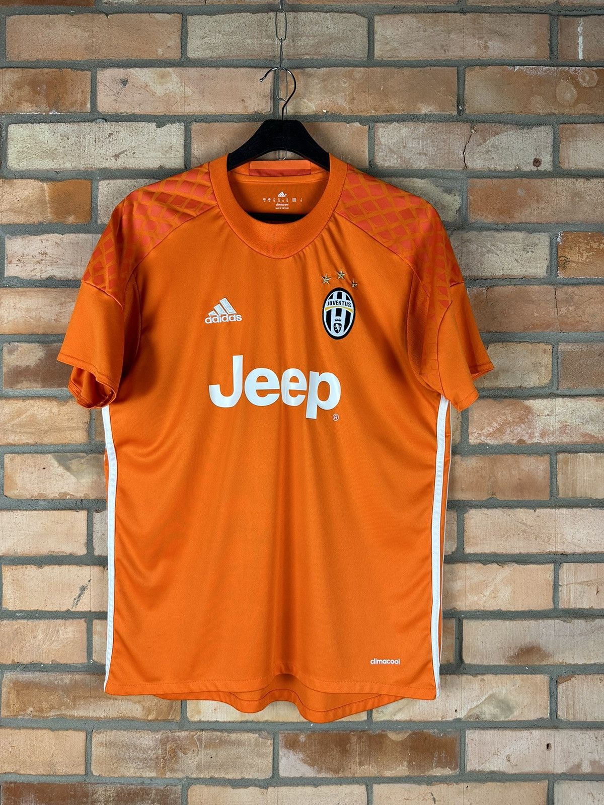 Away Kit Juventus Orange Trikot Juventus Orange Training Jersey