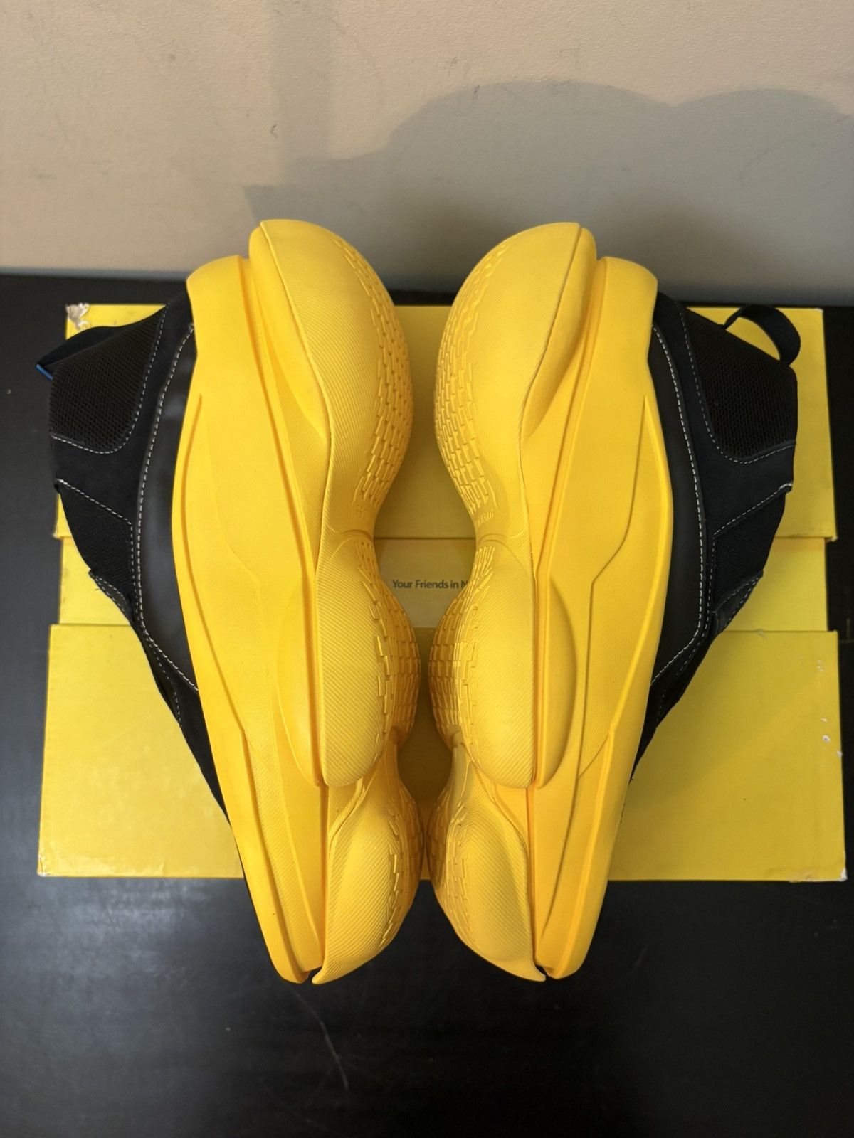 Pyer Moss × Reebok Reebok Pyer Moss Sculpt Black Yellow Size US 9 / EU 42 - 4 Thumbnail