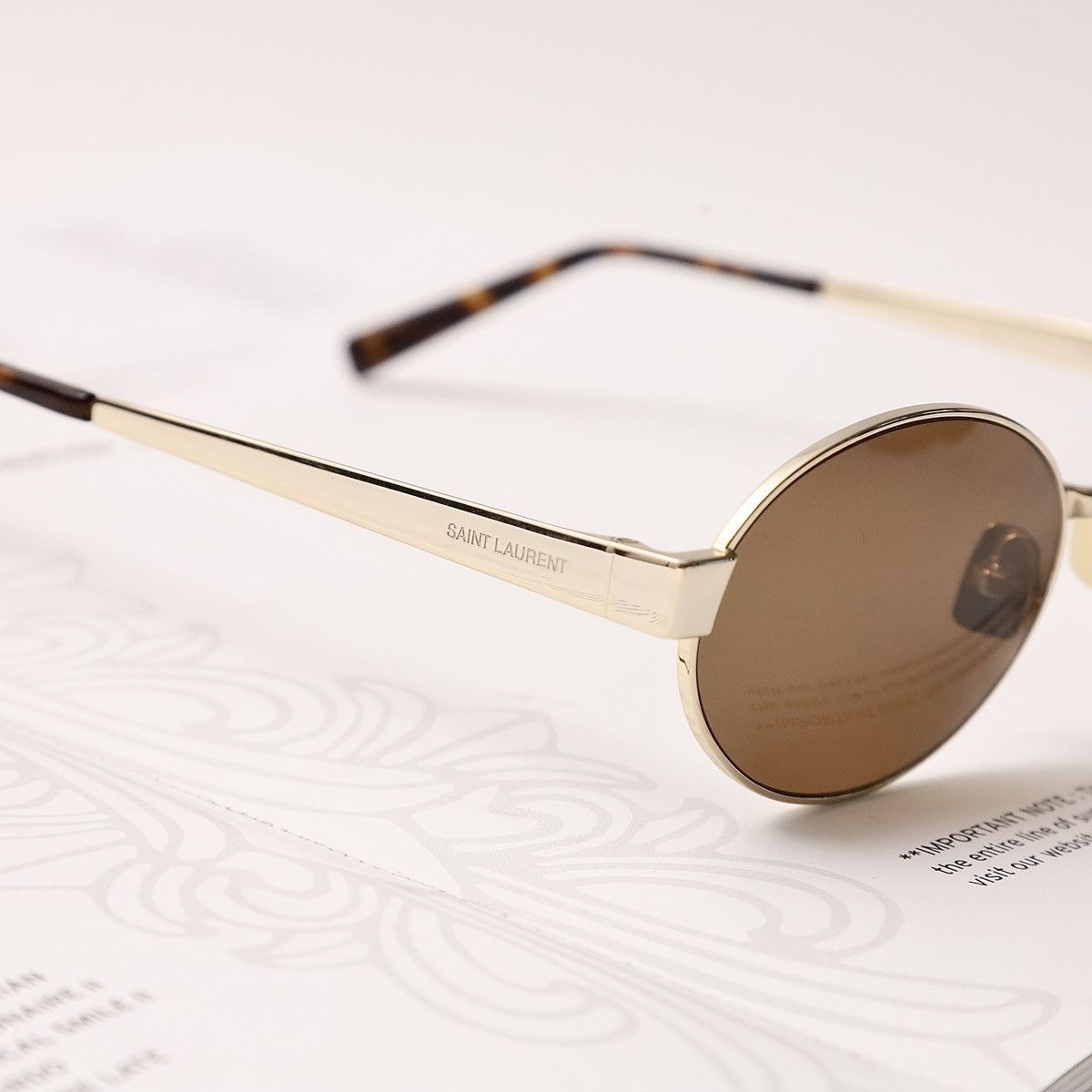 Saint Laurent Paris SAINT LAURENT SL 692 SUNGLASSES Size ONE SIZE - 3 Thumbnail