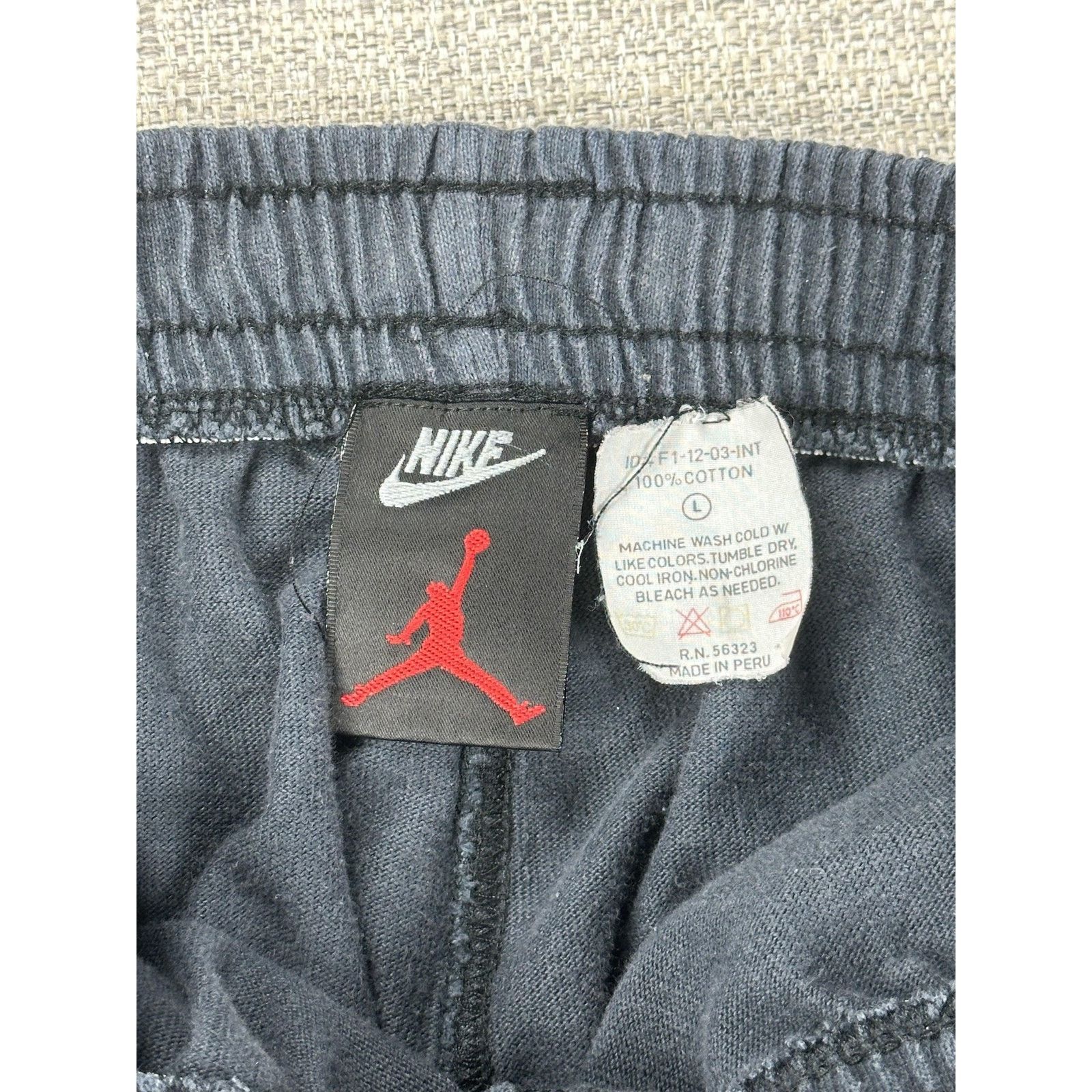 Nike Vintage Nike Air Jordan Sweatpants Mens Large Jumpman 80s Size US 36 / EU 52 - 6 Thumbnail