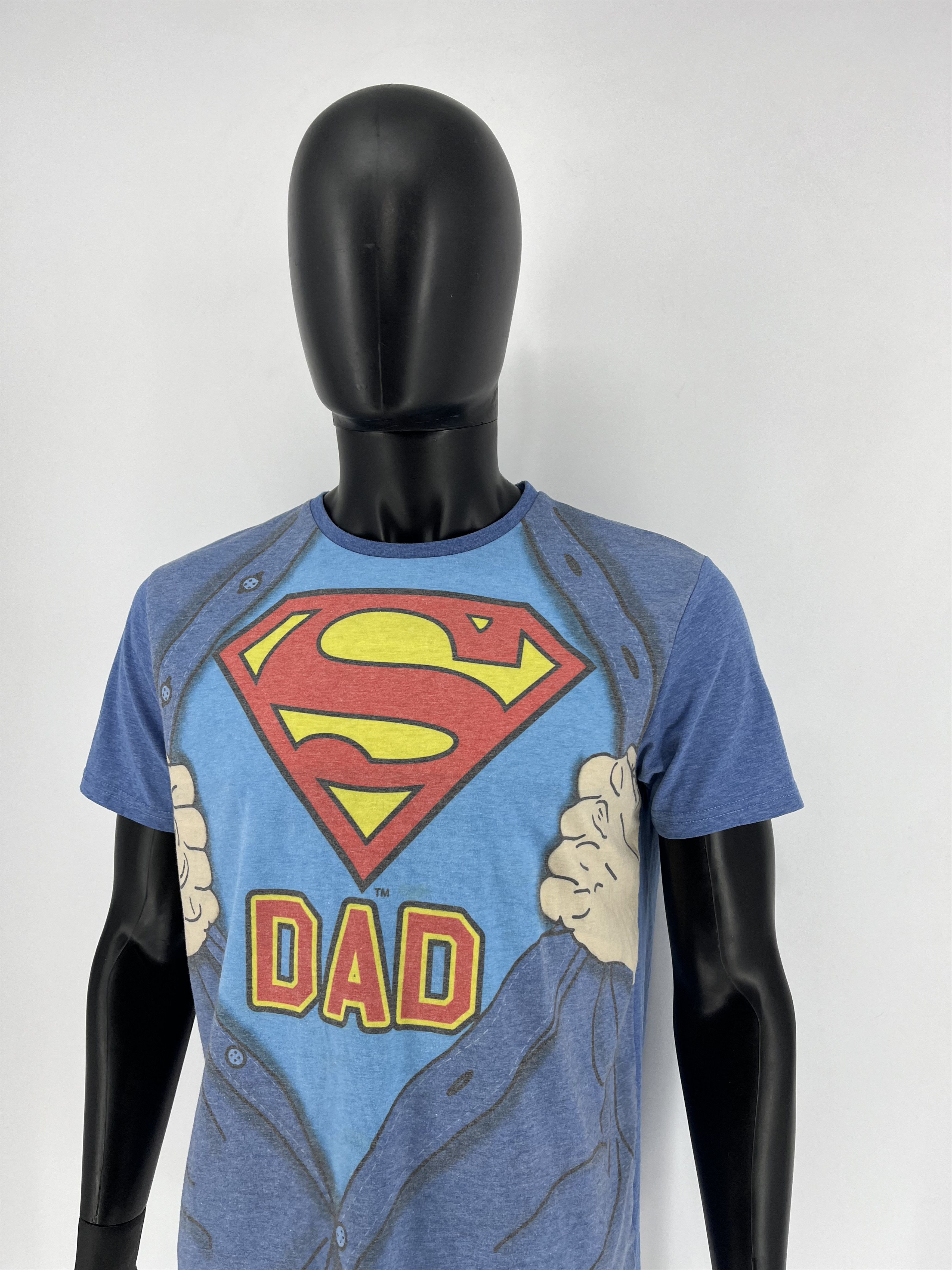 DC Comics Vintage Superman Dad Tshirt DC Comic size M Humor TShirt Size US M / EU 48-50 / 2 - 5 Thumbnail