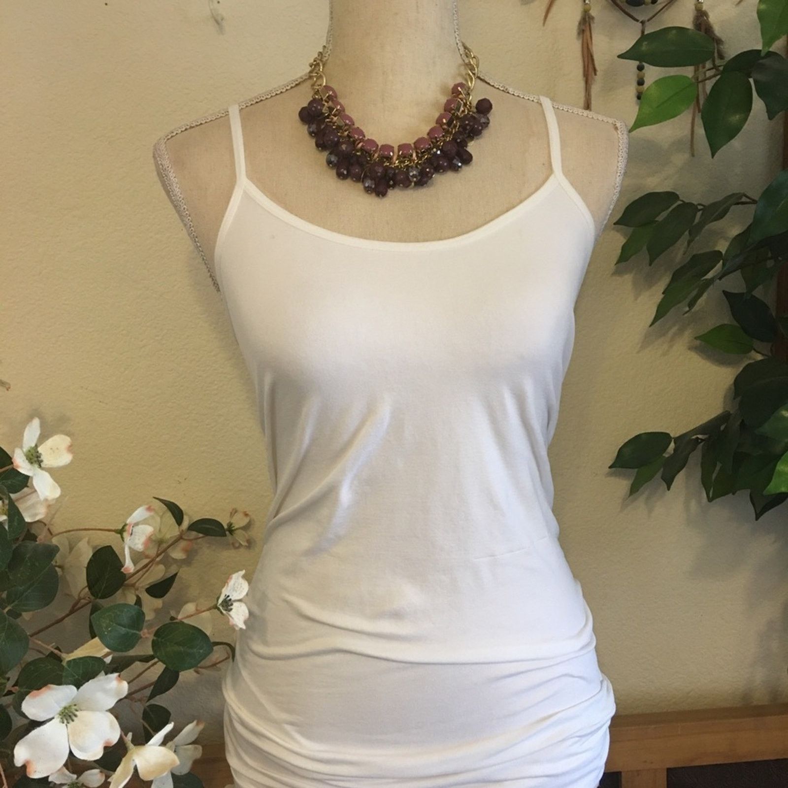 Jewelry Talbots misty lavender cluster beaded necklace Size ONE SIZE - 3 Thumbnail