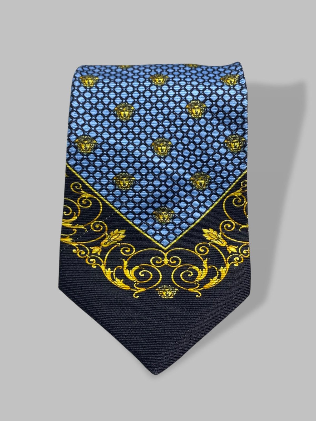 Versace Gianni Versace Rare Vintage Tie Blue Geometric Pattern Silk Size ONE SIZE - 3 Thumbnail