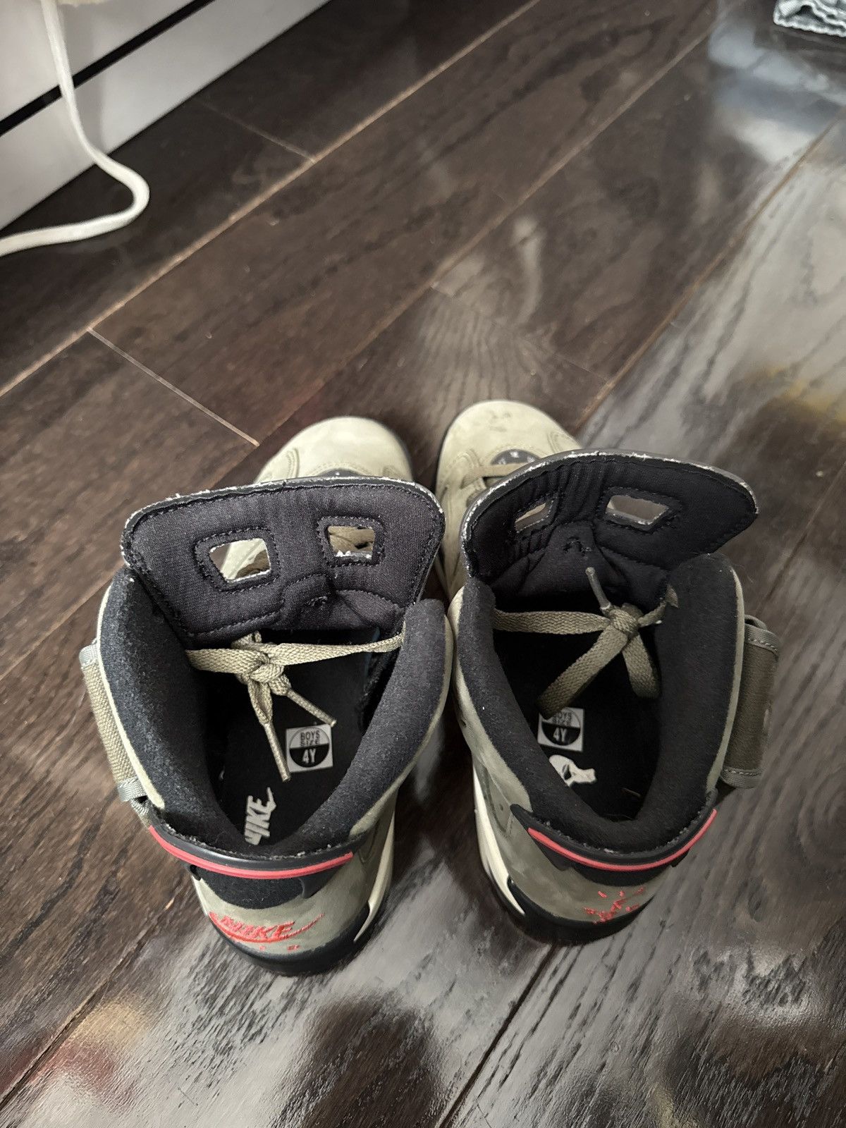 Nike × Travis Scott Travis Scott x Air jordan 6 retro Size US 5 / EU 37 - 9 Thumbnail