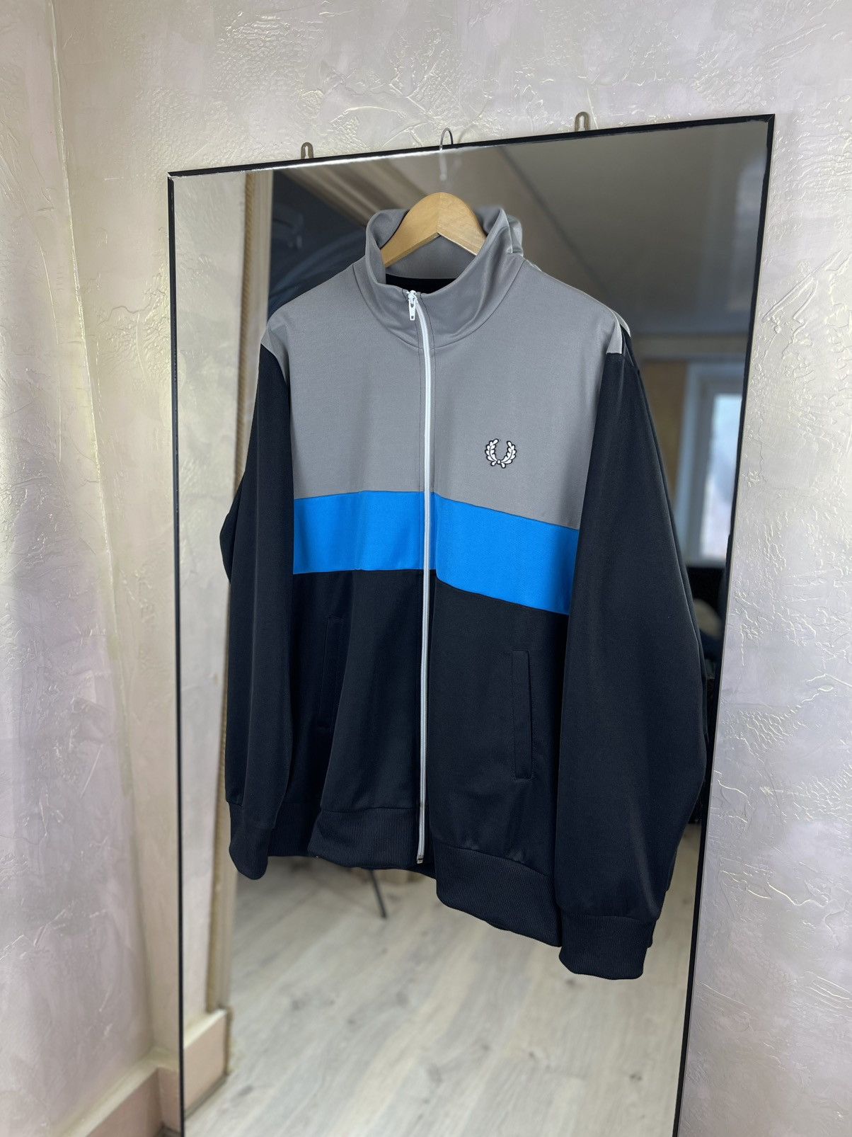 Fred Perry Fred Perry Color-Block Panelled Track Jacket in Portugal Size US XXL / EU 58 / 5 - 1 Thumbnail