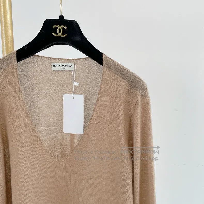 Balenciaga Balenciaga V-Neck Top, Size 36 Size XS / US 0-2 / IT 36-38 - 3 Thumbnail