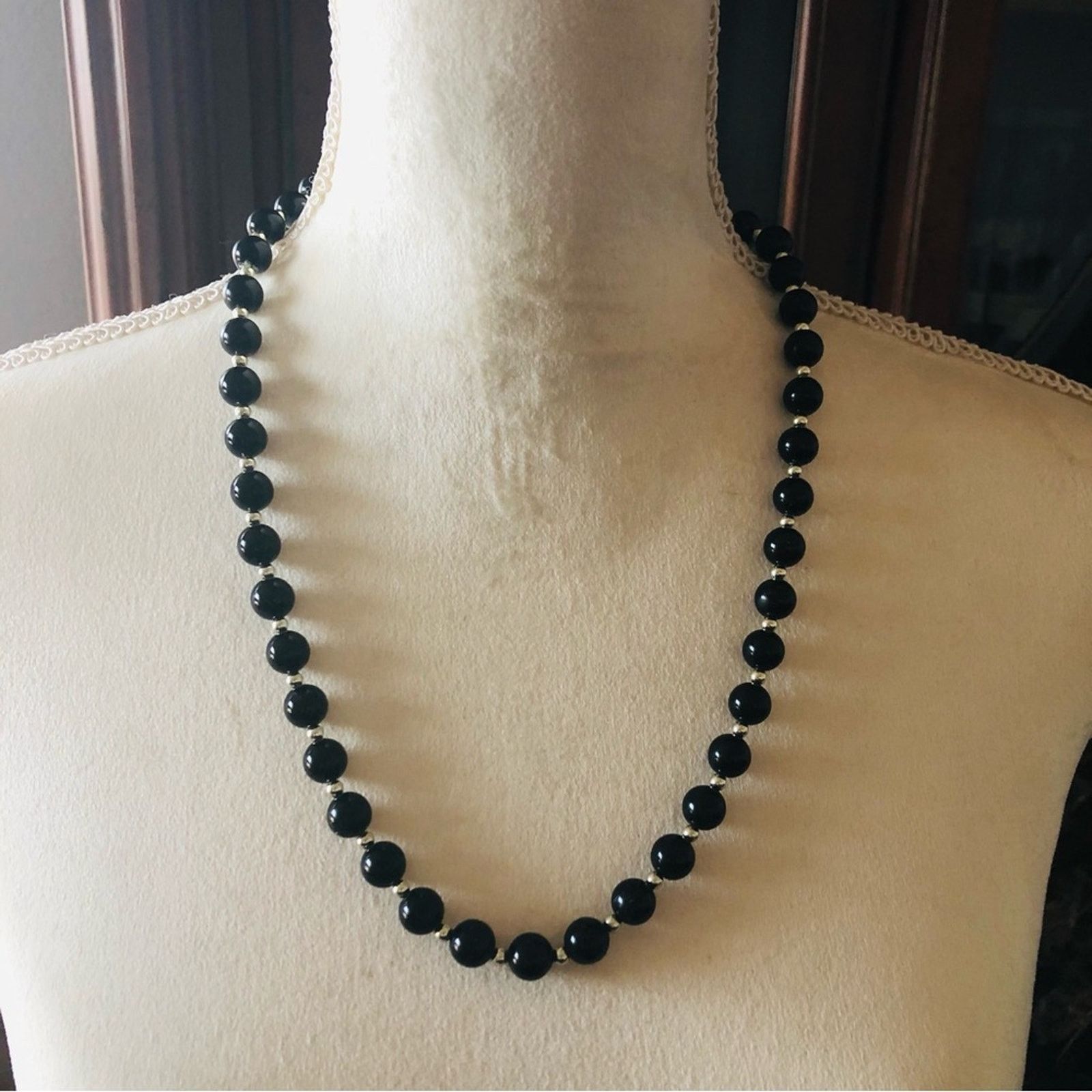 Vintage Vintage 80s black round plastic bead necklace Size ONE SIZE - 2 Thumbnail