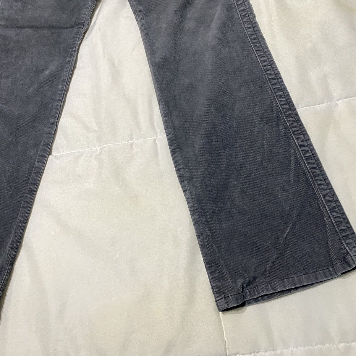 Calvin Klein × Vintage Vintage Calvin Klein Corduroy Pants Size US 31 - 6 Thumbnail