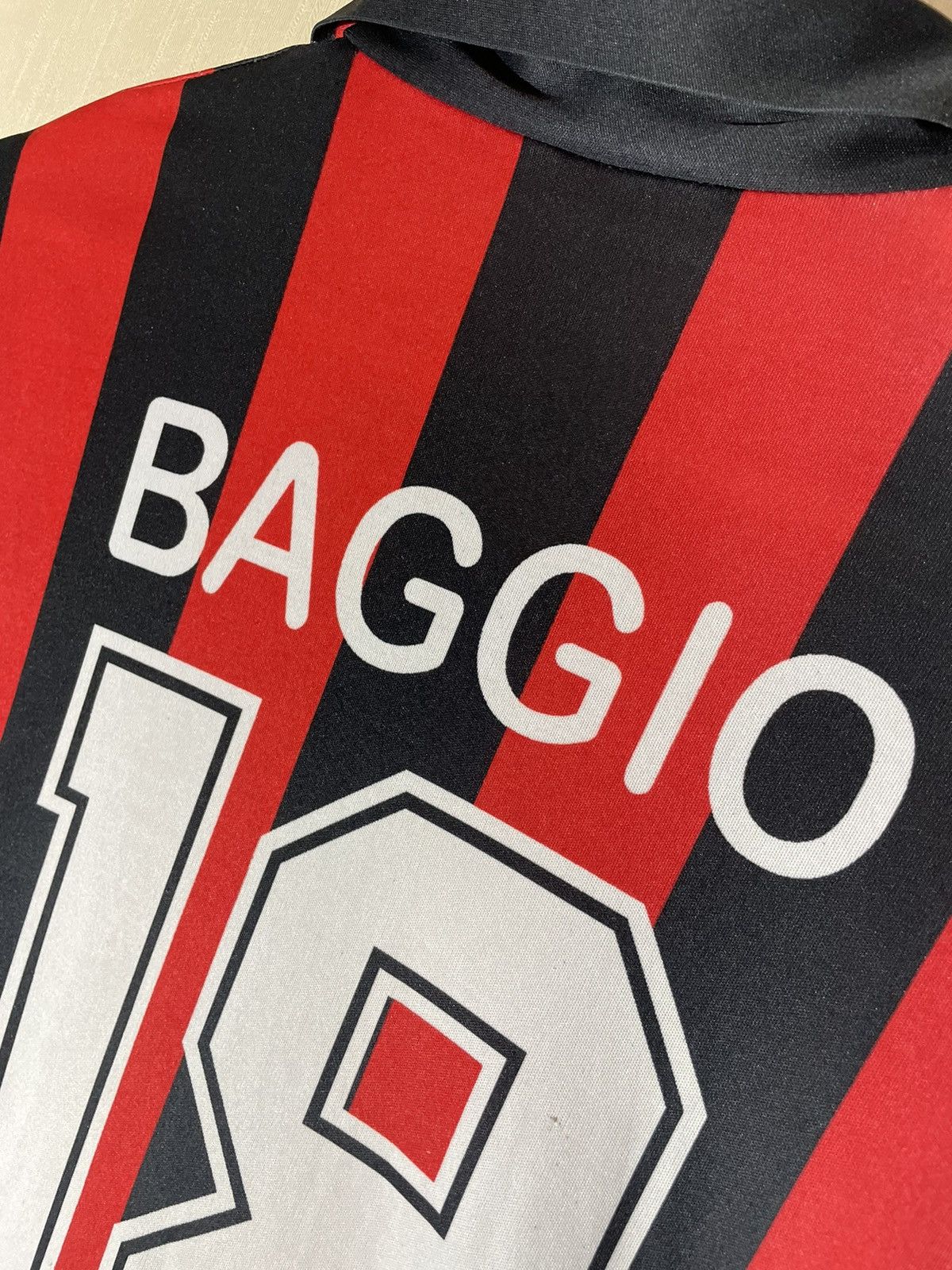 Vintage Baggio #18 Milan retro y2k jersey 90s Size US XL / EU 56 / 4 - 6 Thumbnail