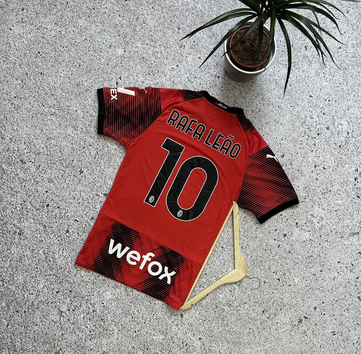 Puma Puma Milan Rafa Leao Home 2023 2024 Soccer Jersey BOOTLEG Size US L / EU 52-54 / 3 - 2 Thumbnail