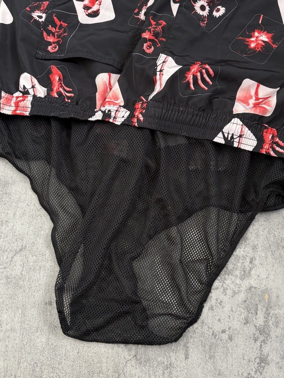Ksubi Ksubi Board Shorts Icons AOP Red Black Size US 36 / EU 52 - 13 Thumbnail