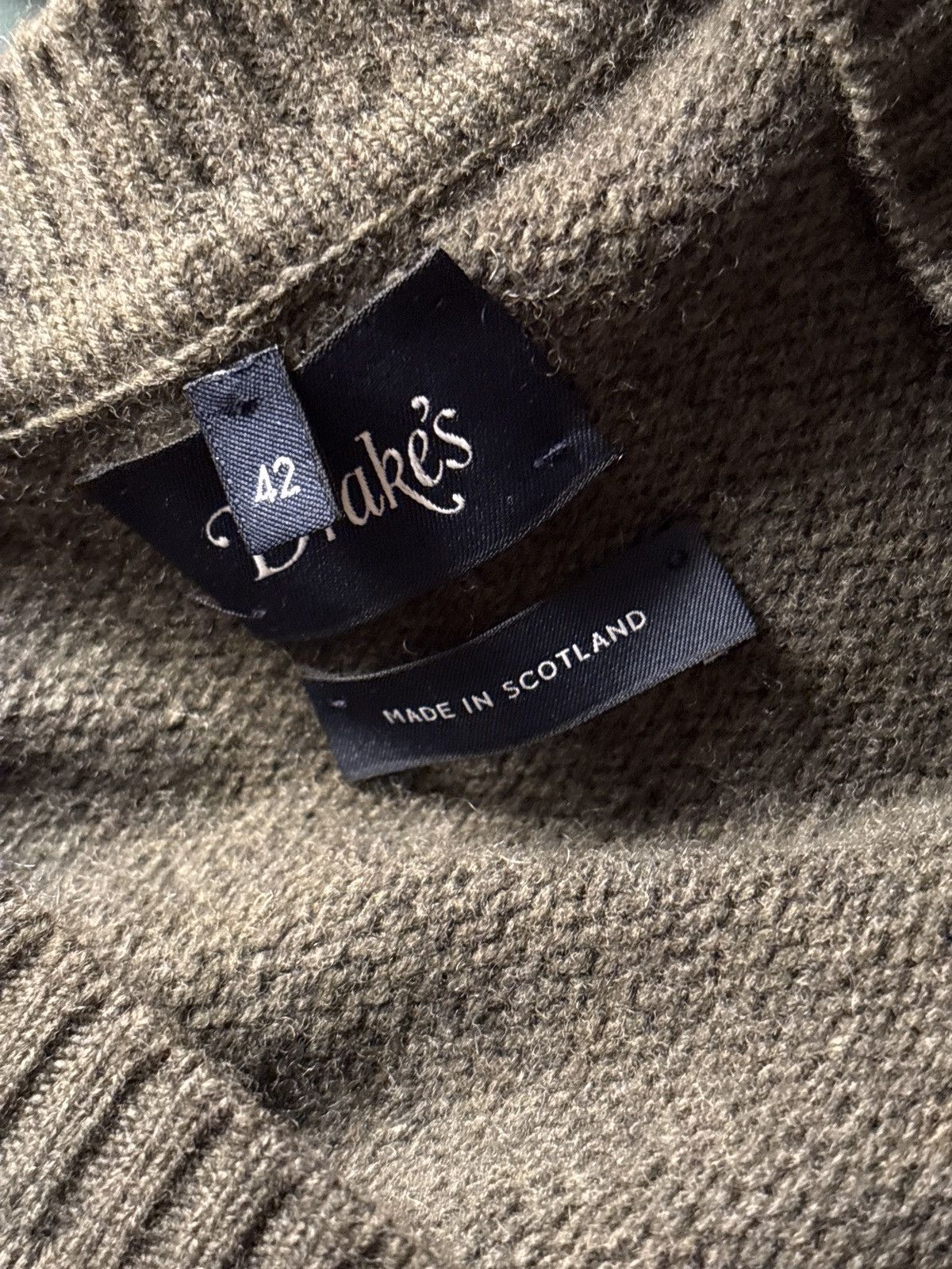 Drake's Lambswool Sleeveless Cardigan Size US L / EU 52-54 / 3 - 7 Thumbnail