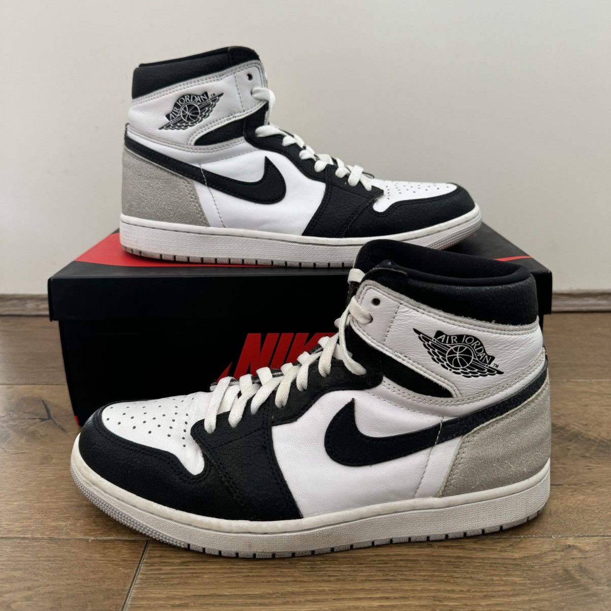 Jordan Brand Jordan 1 High Retro Stage Haze Size US 10 / EU 43 - 2 Thumbnail