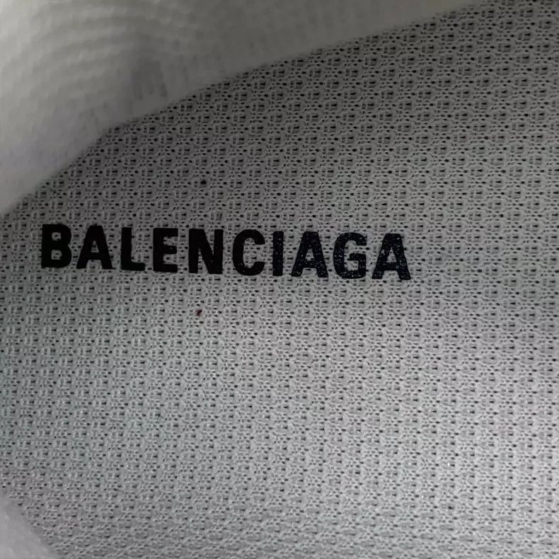 Balenciaga Balenciaga Triple Sneakers with Colorful Laces-2506 Size US 8 / IT 38 - 7 Thumbnail
