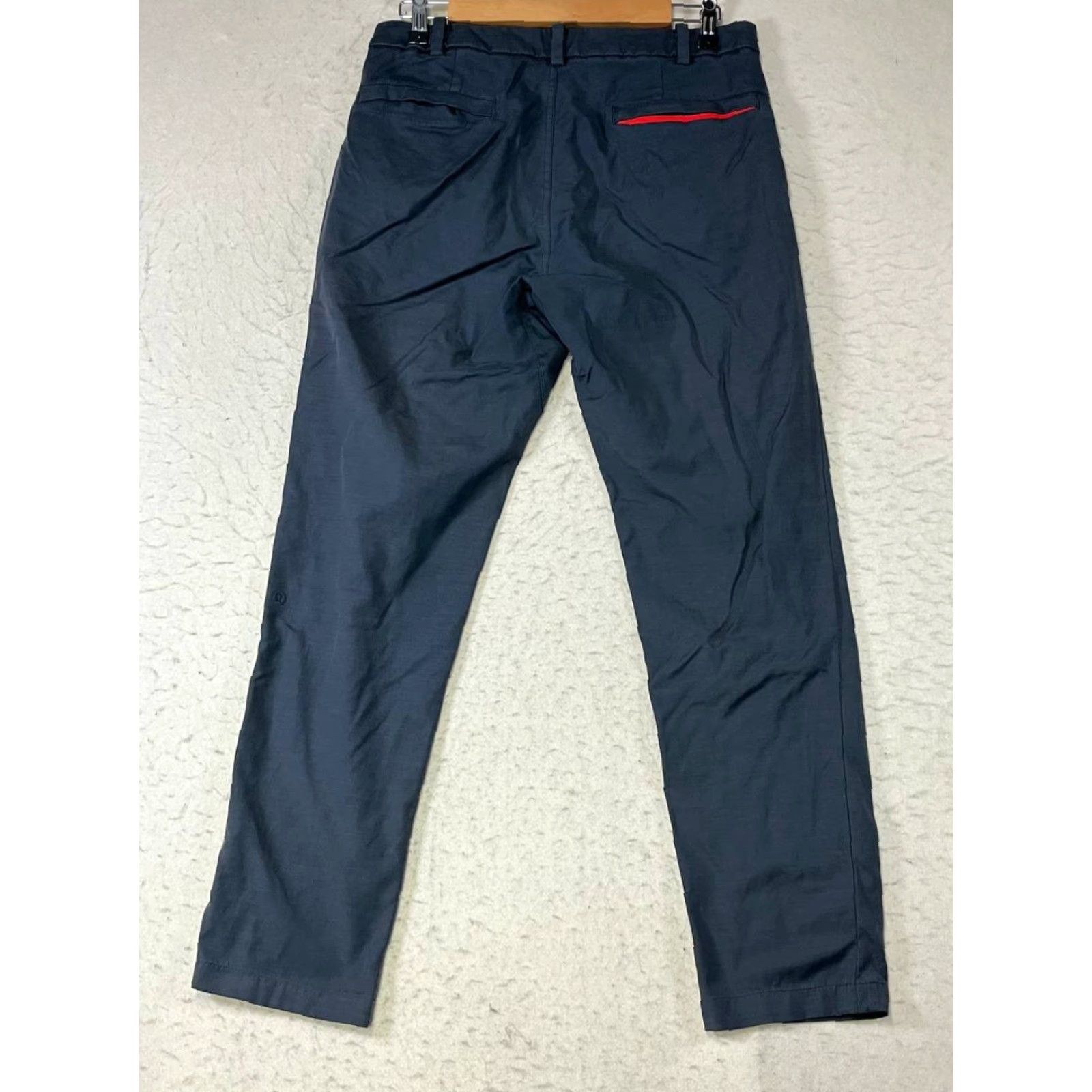 Lululemon Lululemon ABC Pants Dark Gray Men's 30 Pants Regular Gray Chino Men 30 Size US 30 / EU 46 - 2 Thumbnail