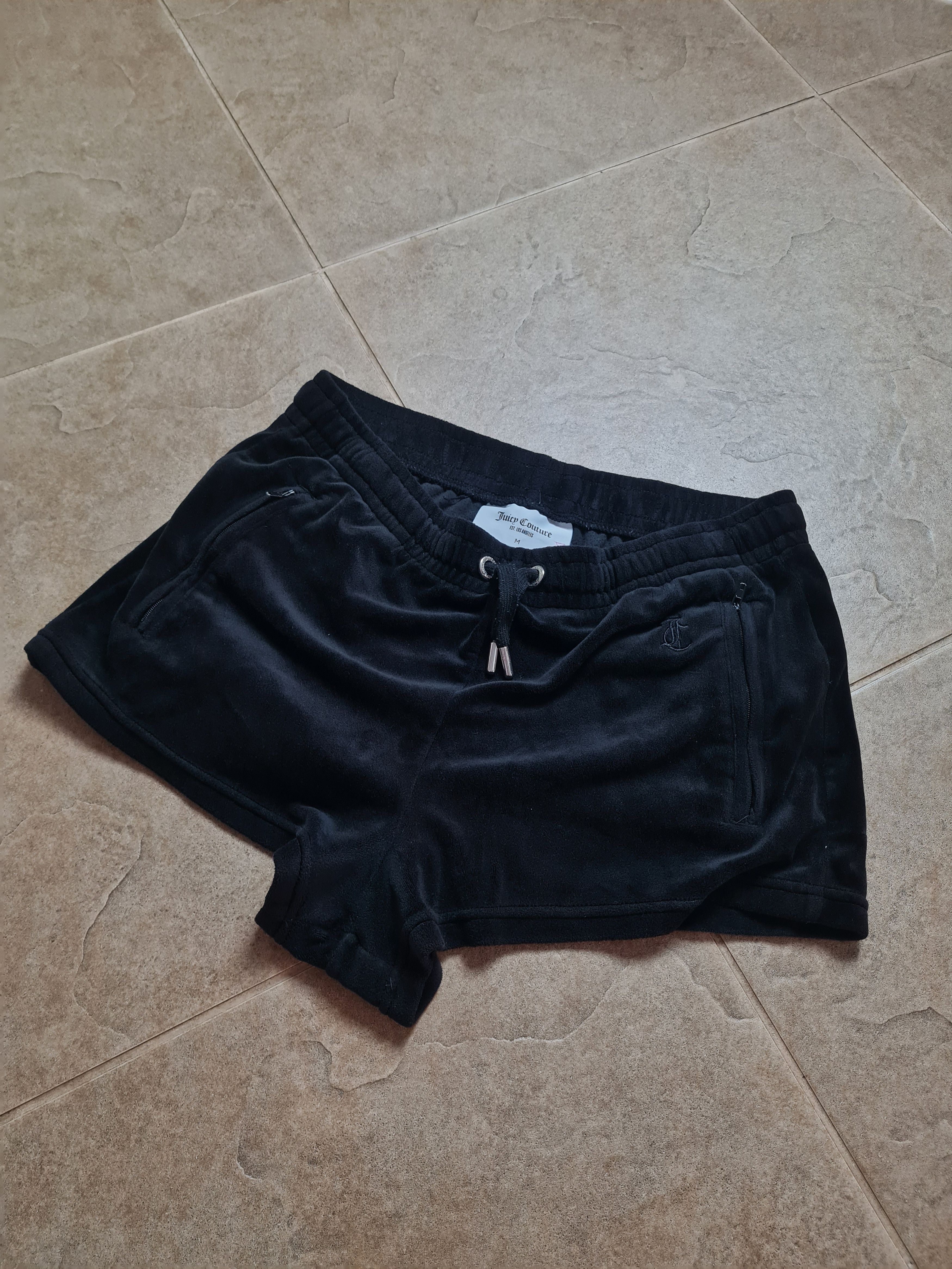 Juicy Couture Juicy Couture Sleepwear Shorts Sz M Velour Black Rhinestones Size 27" / US 4 / IT 40 - 2 Thumbnail