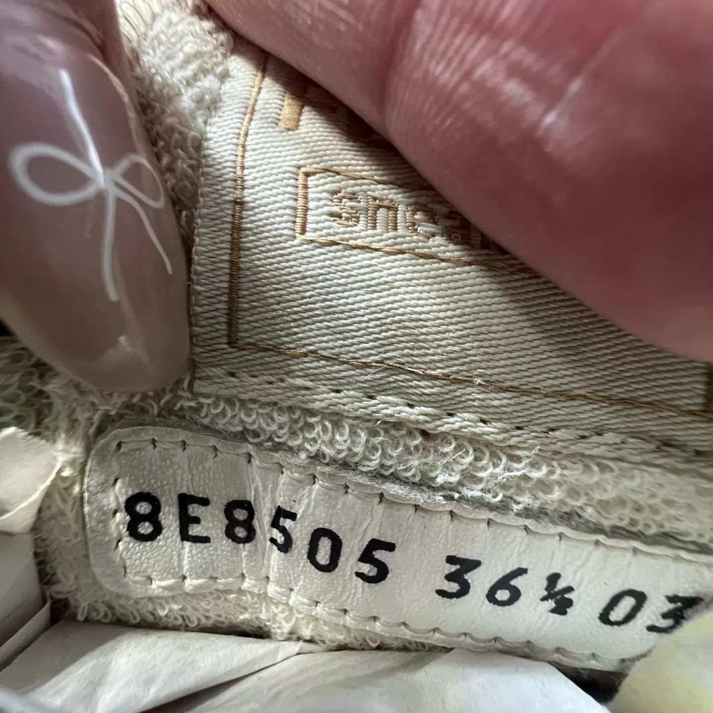 Fendi Fendi Match White & Blue Denim 36.5 (Mint) Size US 6 / IT 36 - 8 Thumbnail
